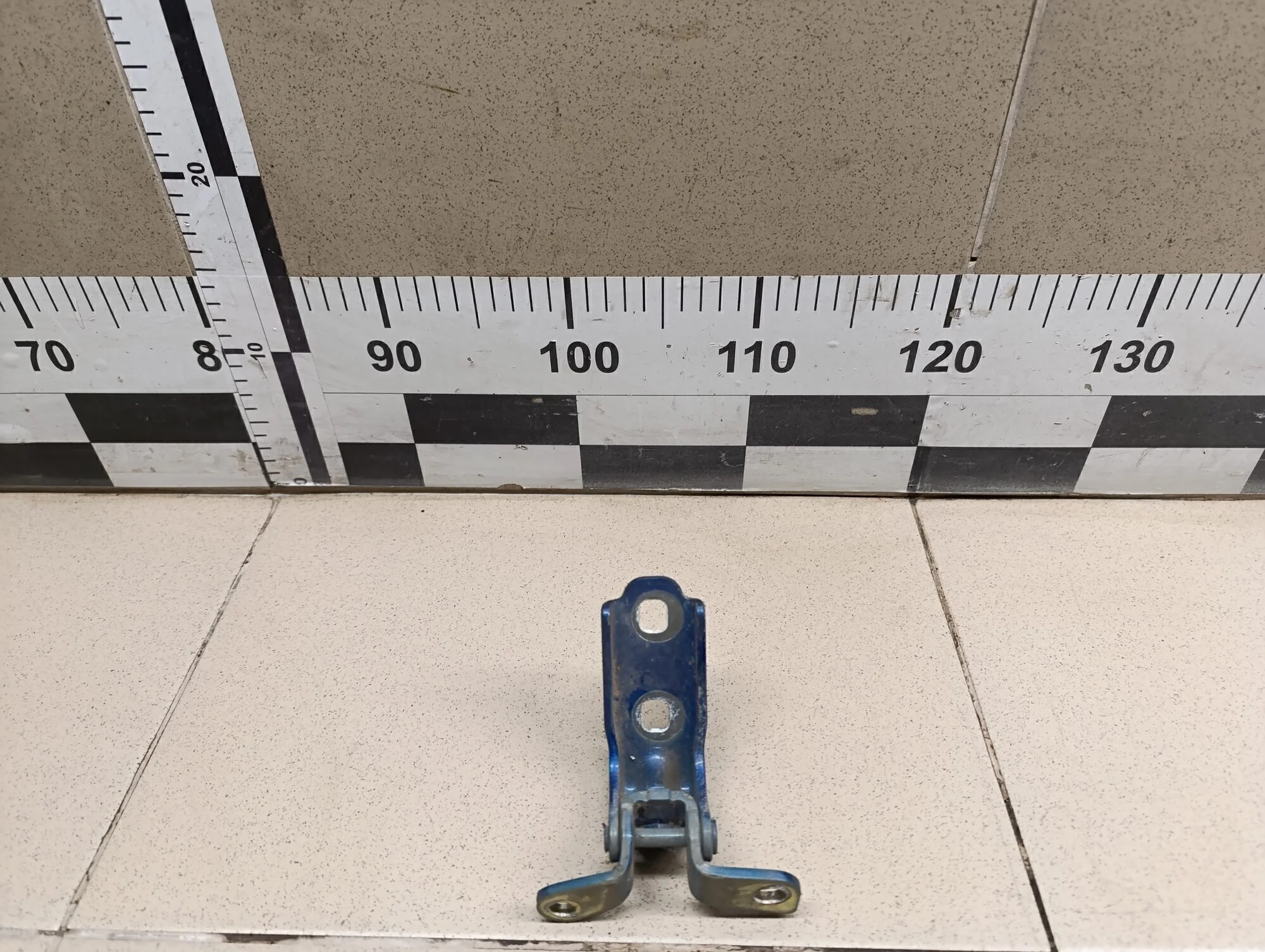 Петля двери Cruze 2009-2016