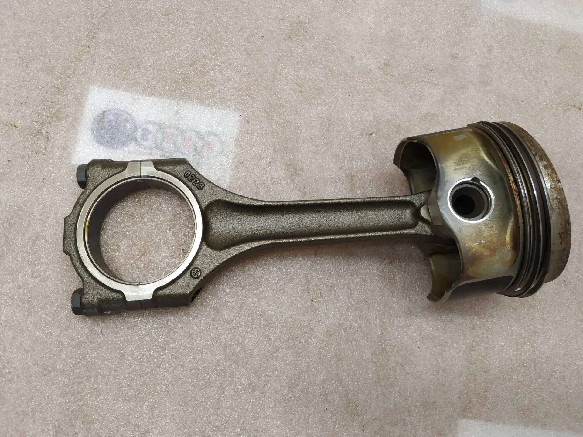 поршень Volkswagen Touareg 2 7P6 2013