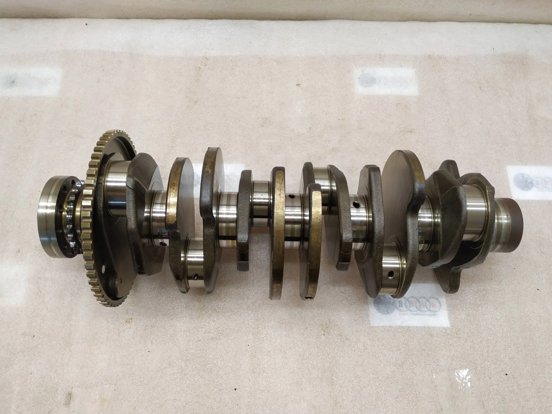 коленвал Volkswagen Touareg 2 7P6 2013