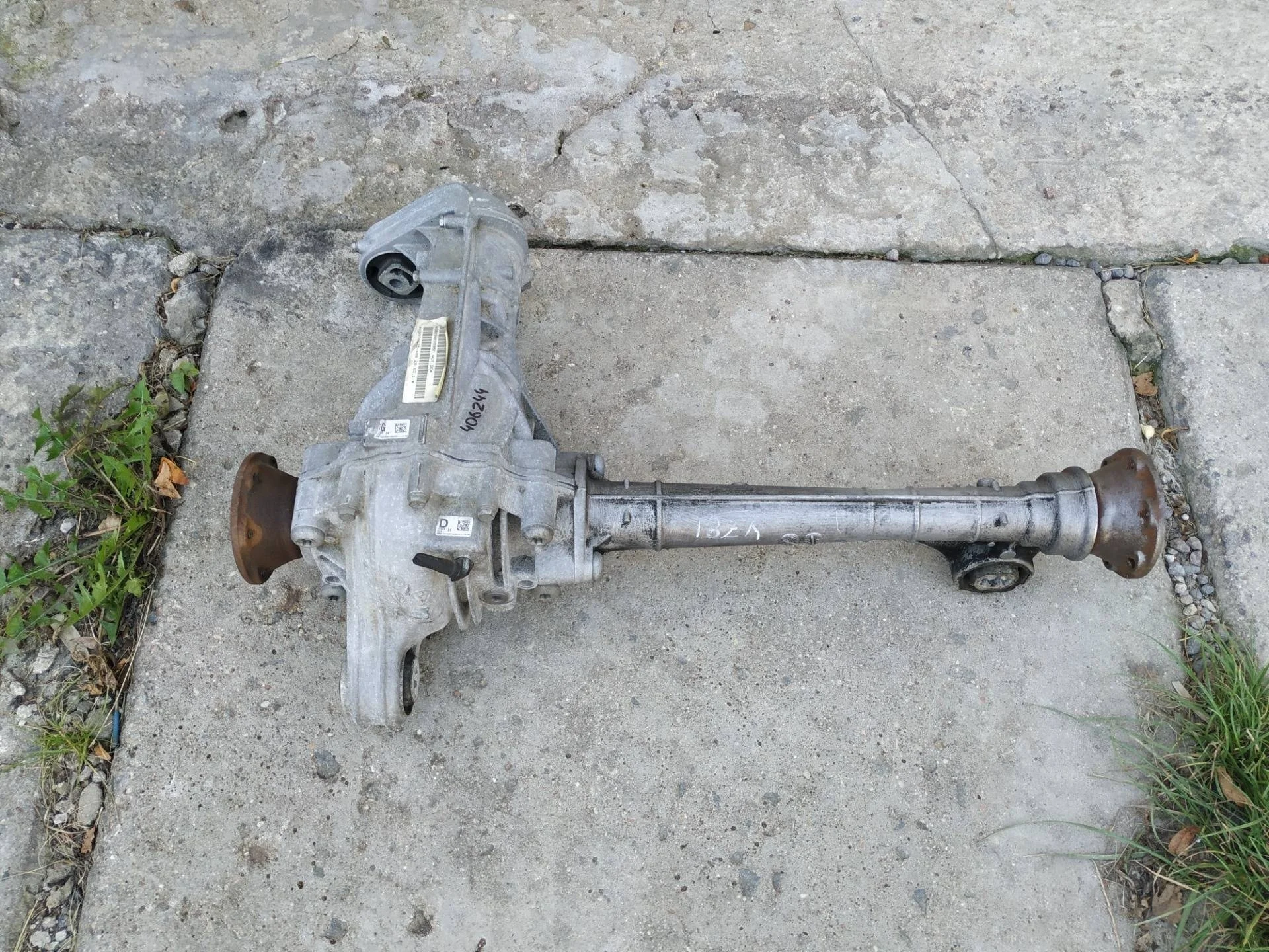 редуктор переднего моста Volkswagen Touareg 2 7P6 2011