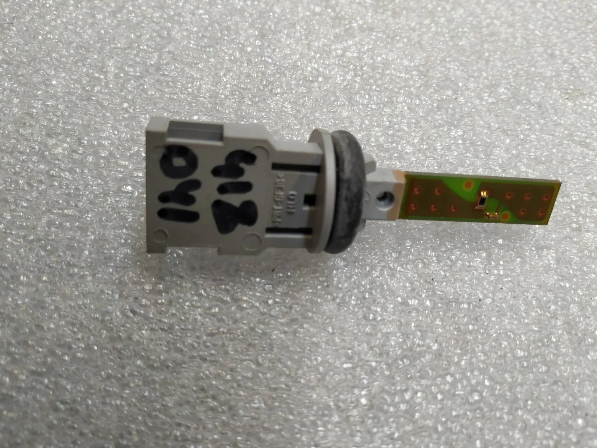 датчик наружной температуры Volkswagen Touareg 2 7P6