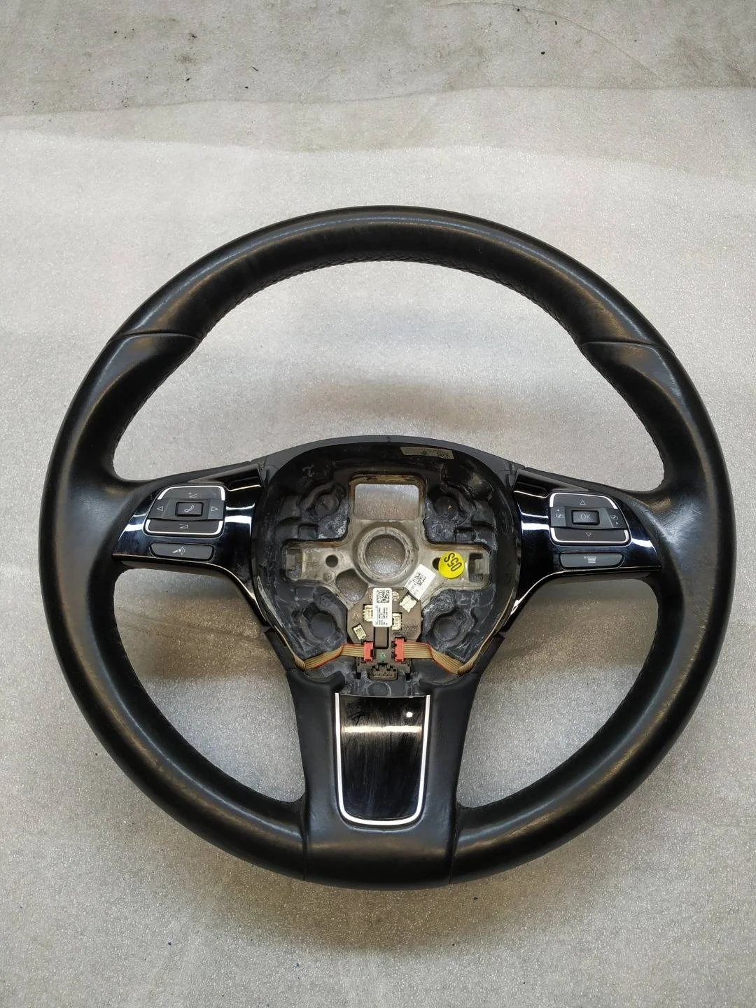 руль Volkswagen Touareg 2 7P6