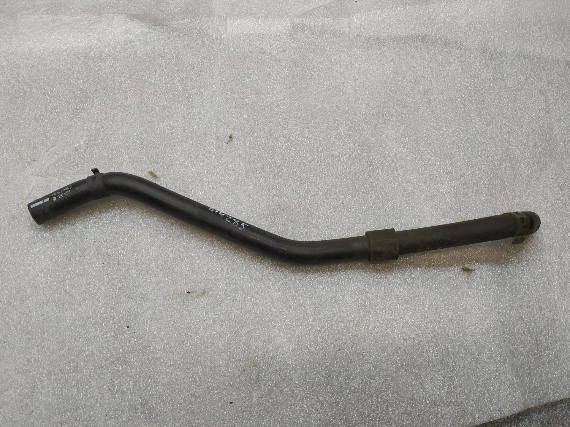 патрубок (трубопровод, шланг) Volkswagen Touareg 2 7P6 2013