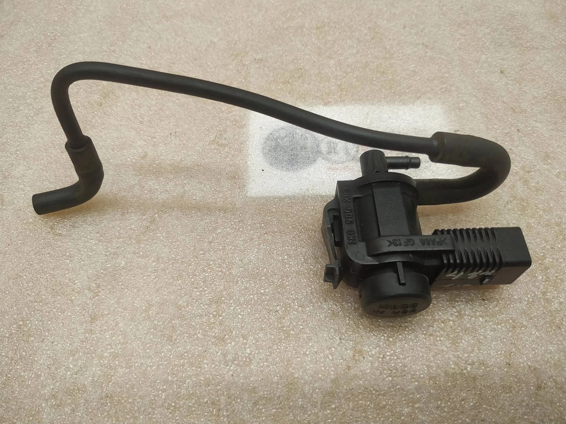 электромагнитный клапан Volkswagen Touareg 7P6 2012