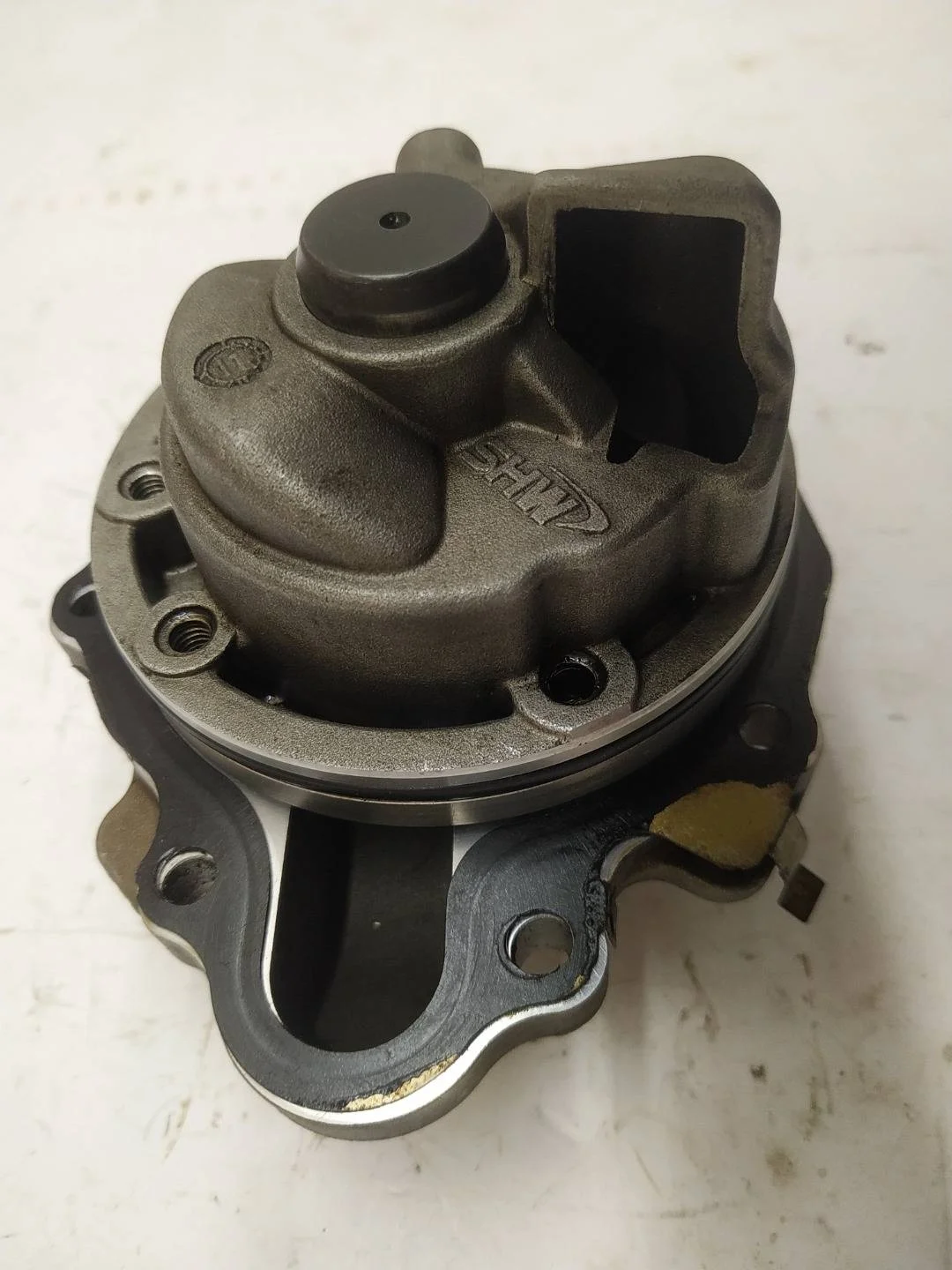 масляный насос Volkswagen Touareg 2 7P6 2012