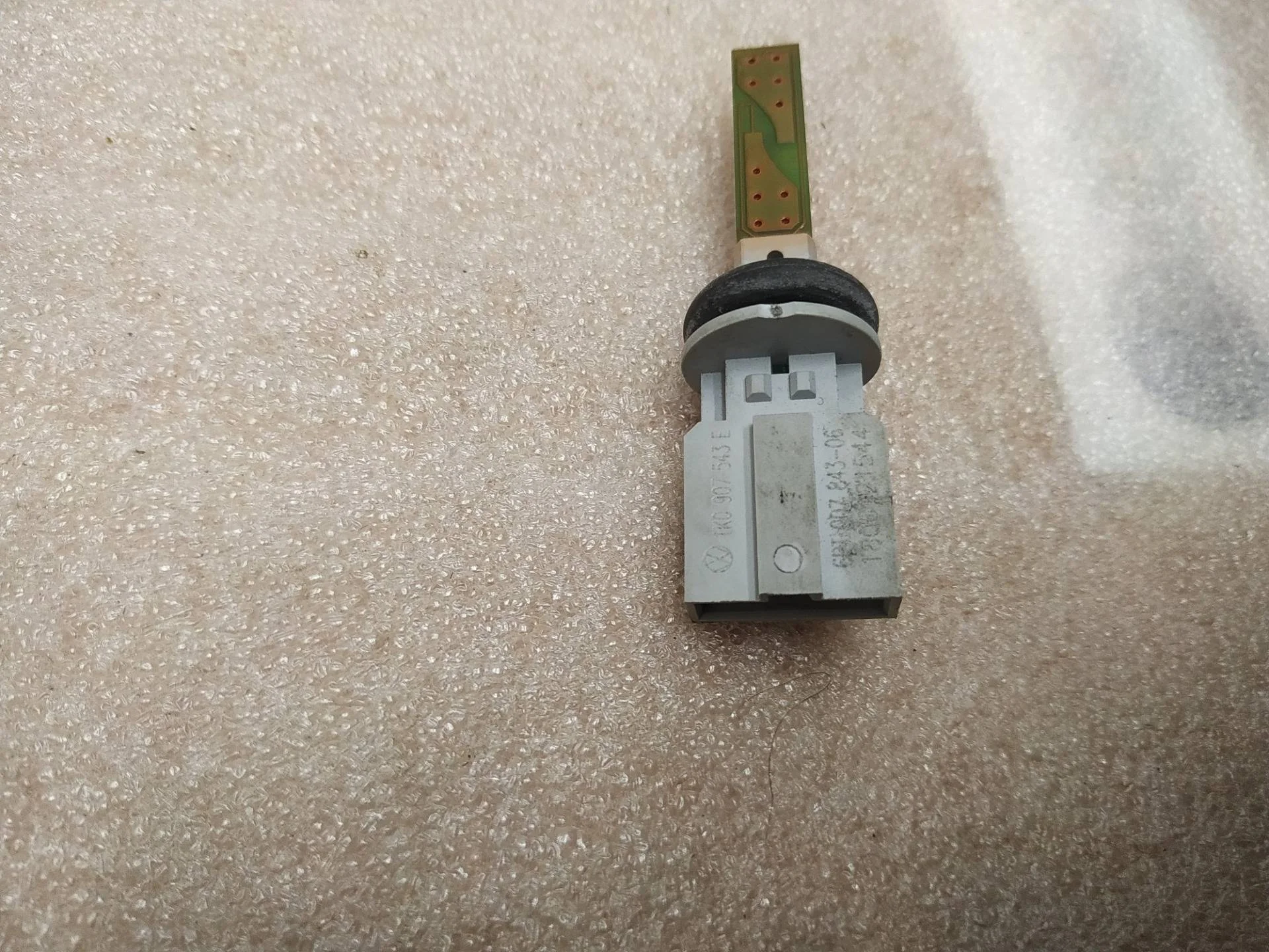 датчик наружной температуры Volkswagen Touareg 2 7P6 2013