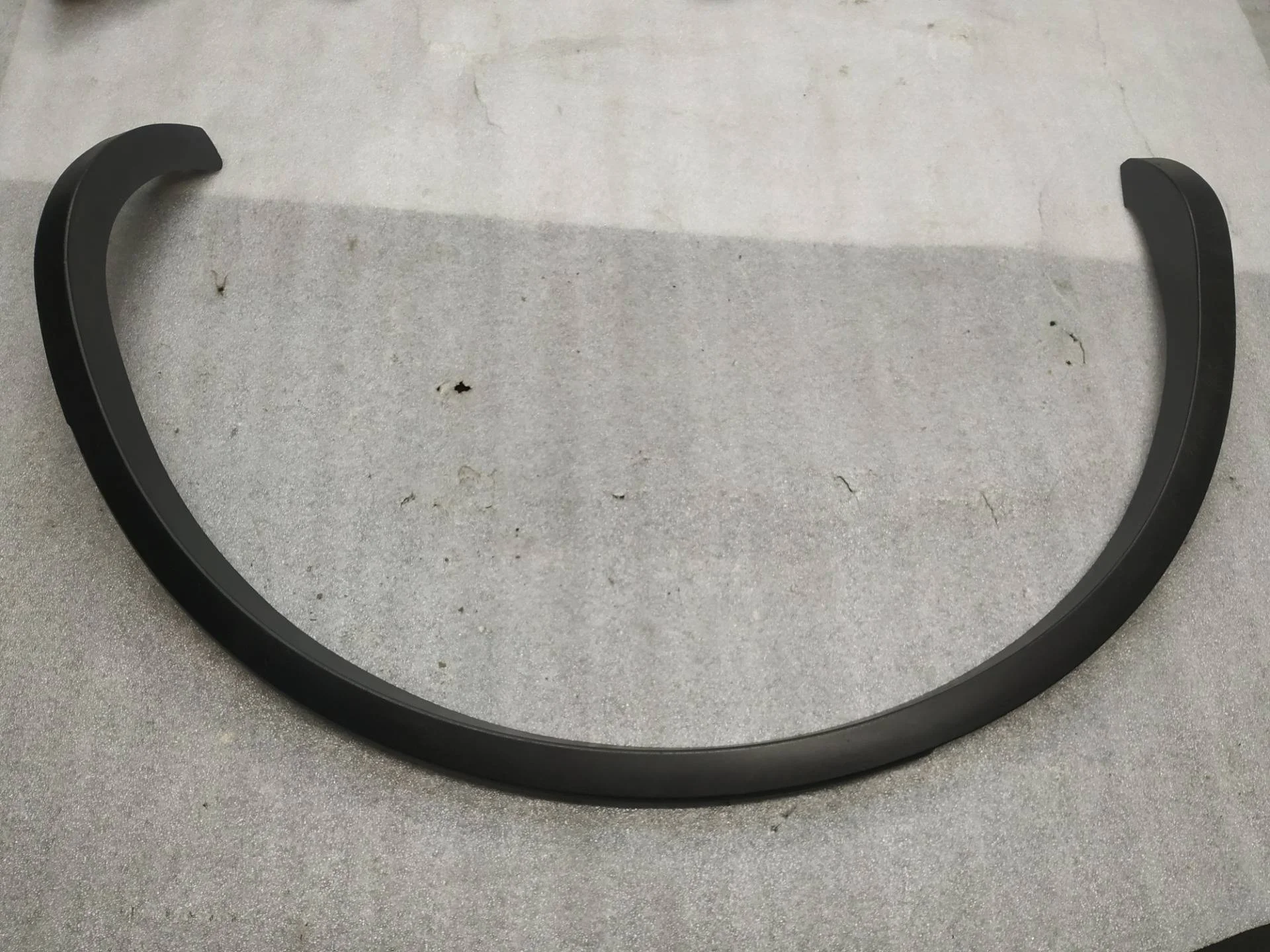 Расширитель Volkswagen Touareg 2 7P6 2012