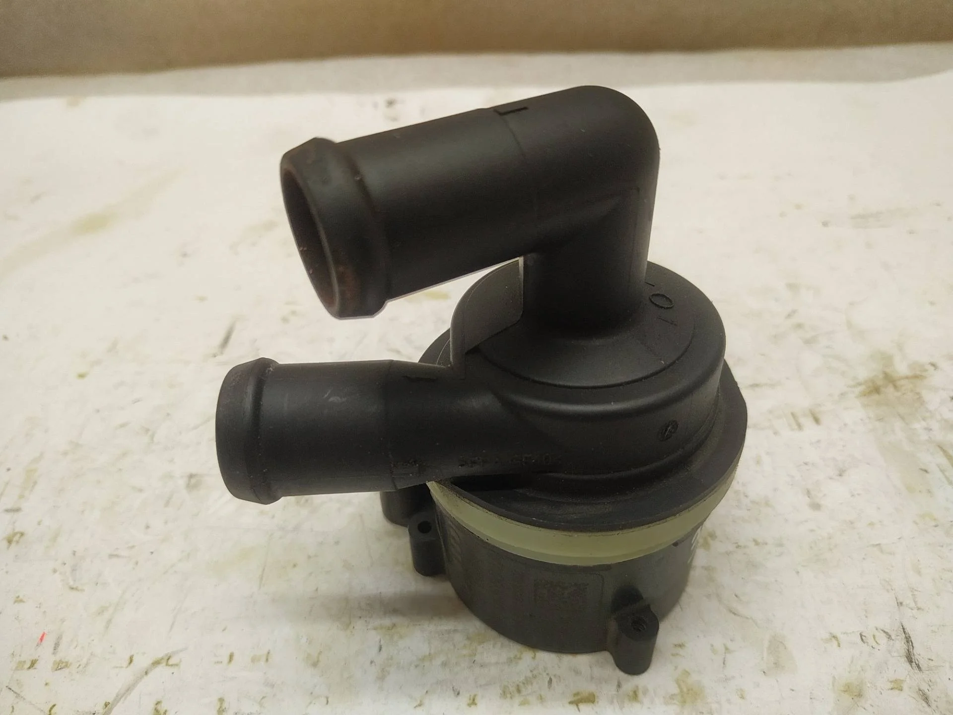 Насос (помпа) электрический Audi A4 B8/8K