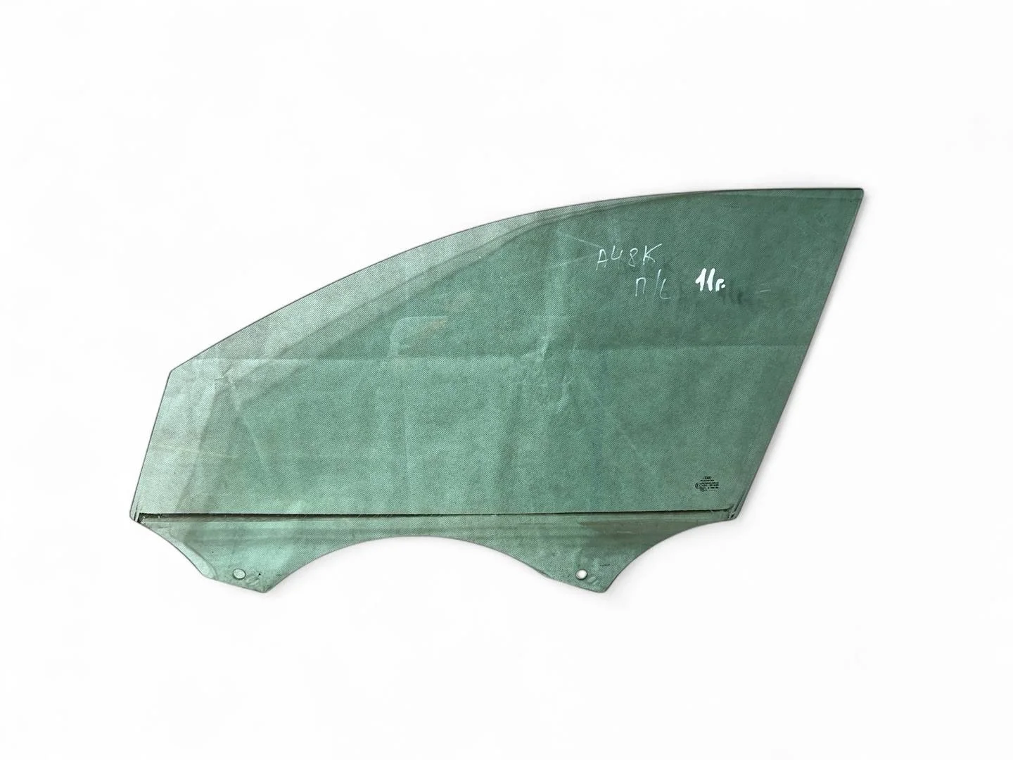 стекло двери передней левой Audi A4 B8/8K