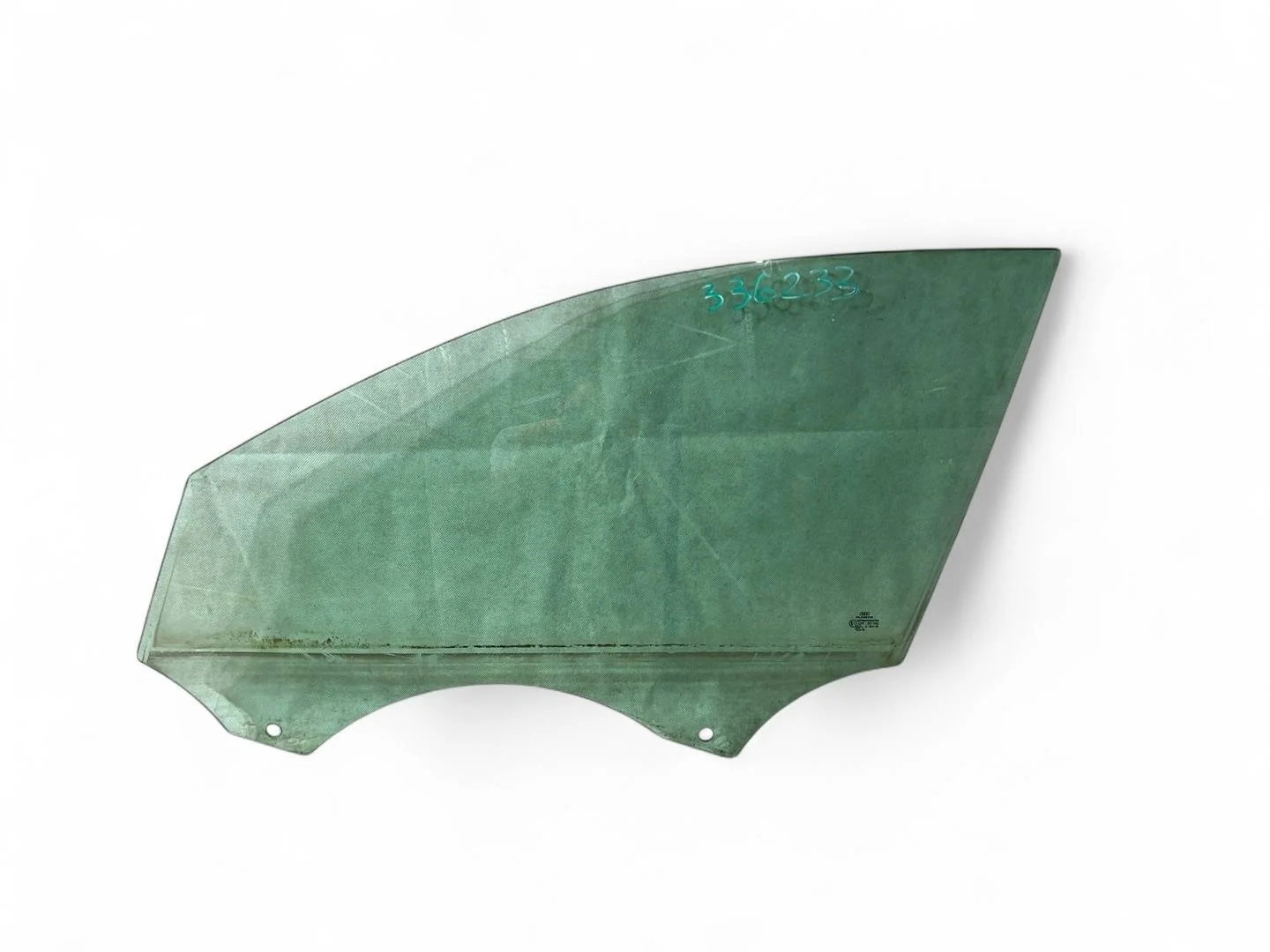 стекло двери передней левой Audi A4 B8/8K  2009