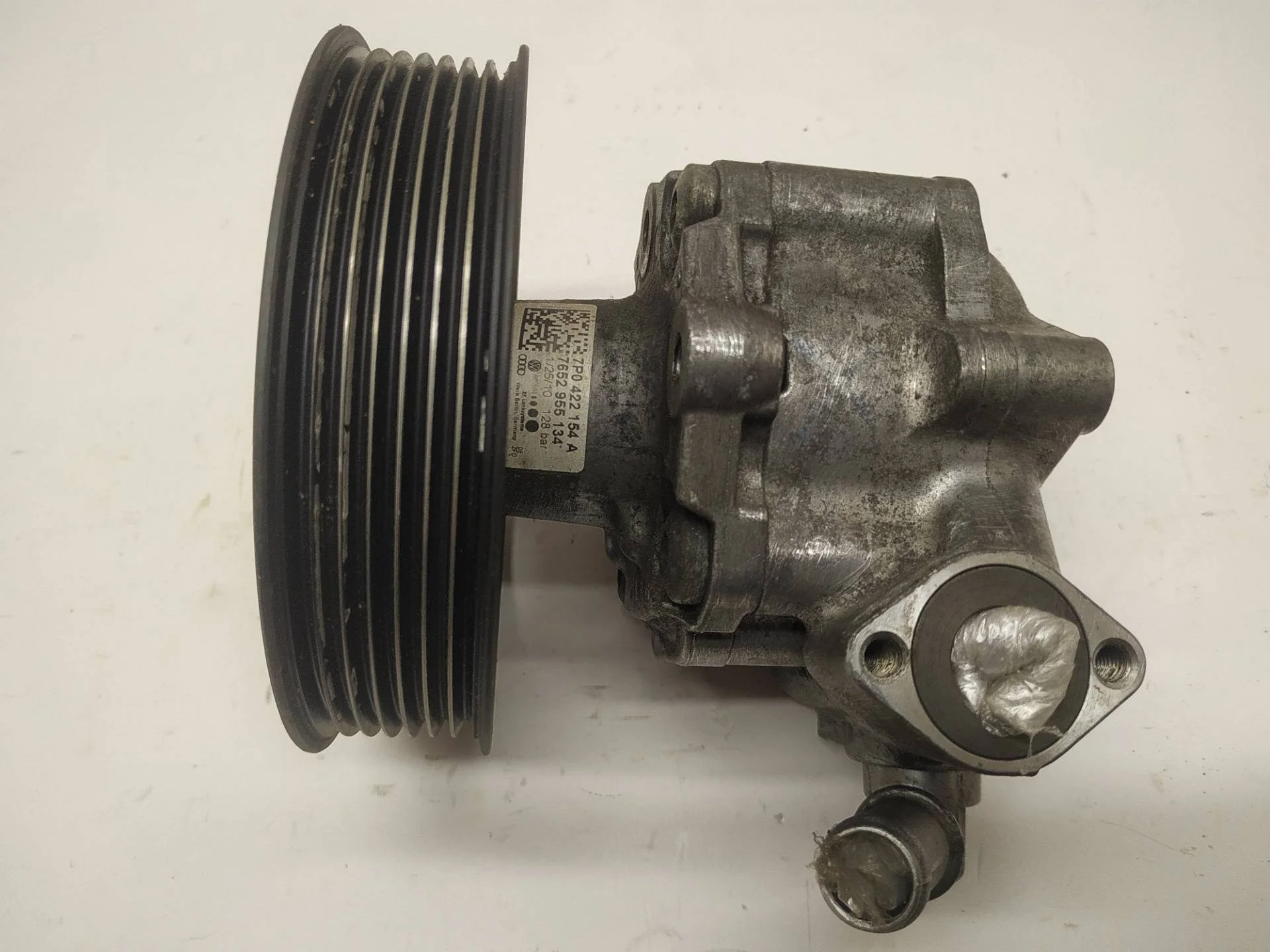 насос гидроусилителя руля Volkswagen Touareg 7P6 2011