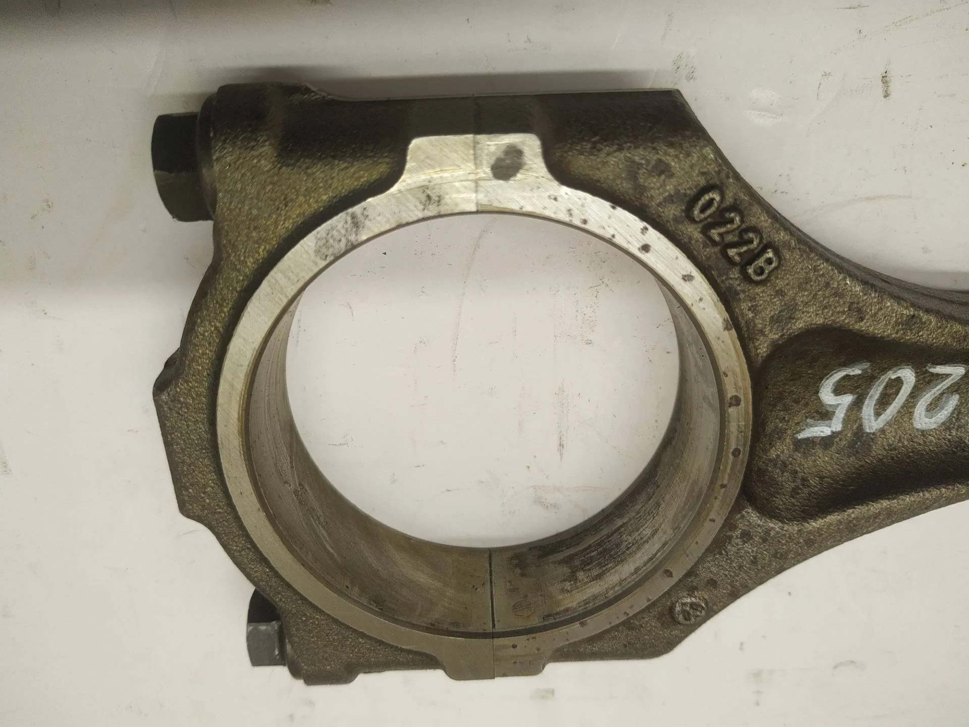 шатун Volkswagen Touareg 2 7P6 2011