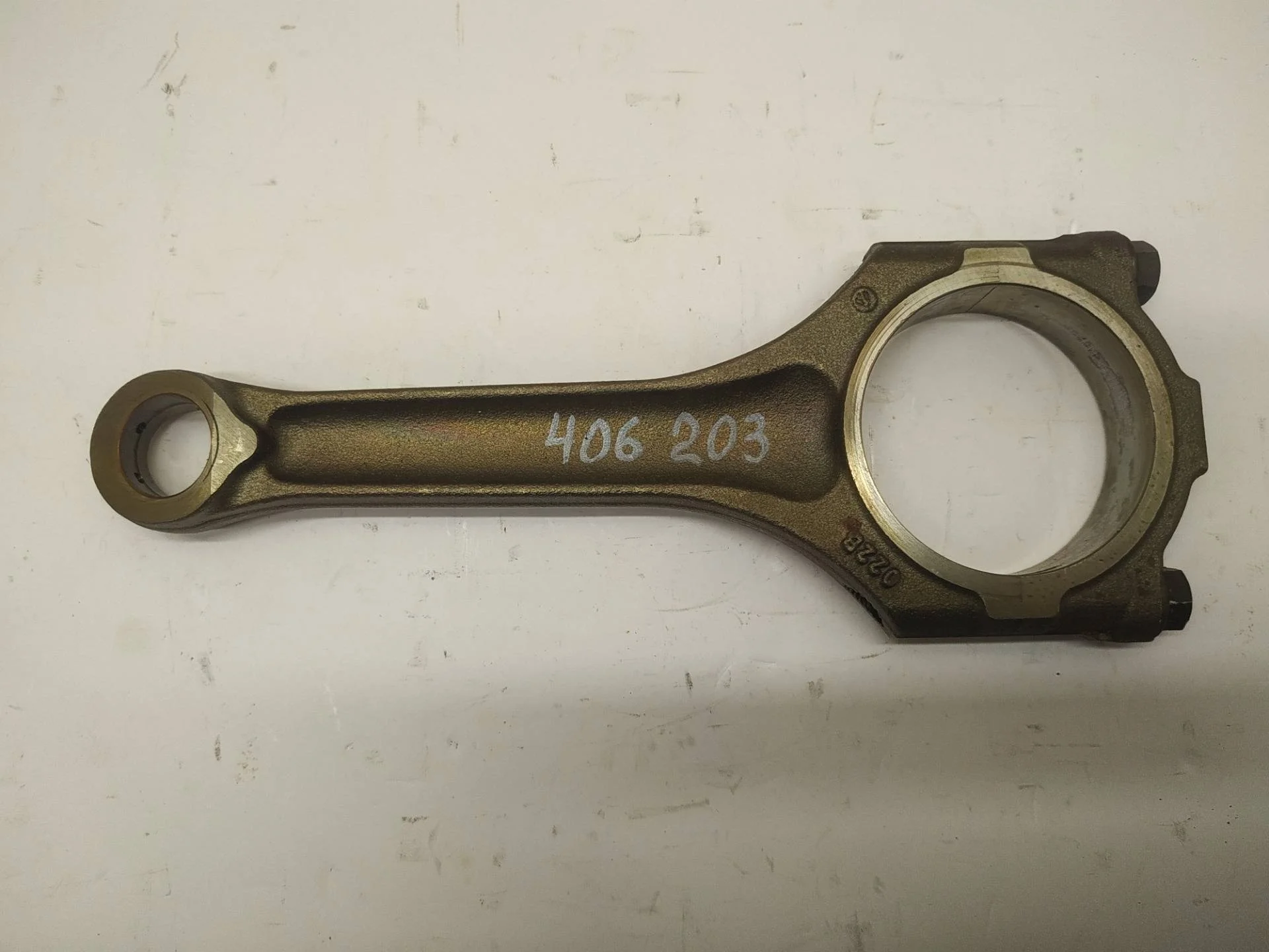 шатун Volkswagen Touareg 2 7P6 2011