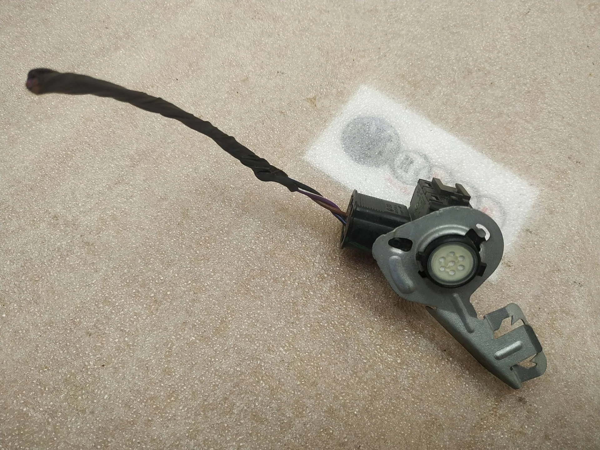 датчик вредных газов / датчик загрязнения воздуха Volkswagen Touareg 2 7P6 2011