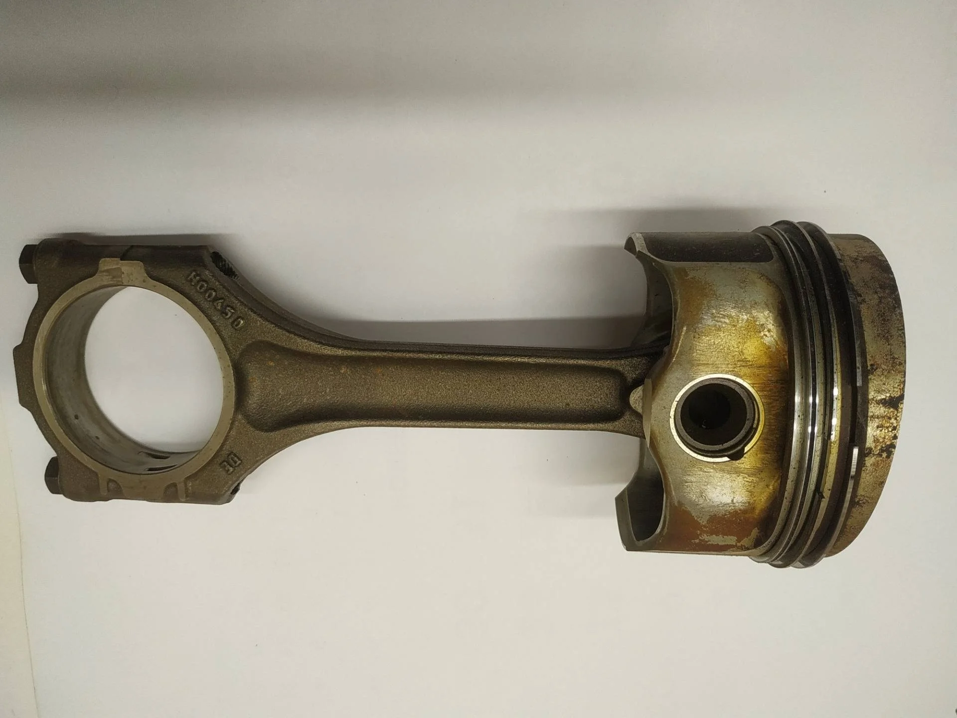 поршень Volkswagen Touareg 2 7P6 2013