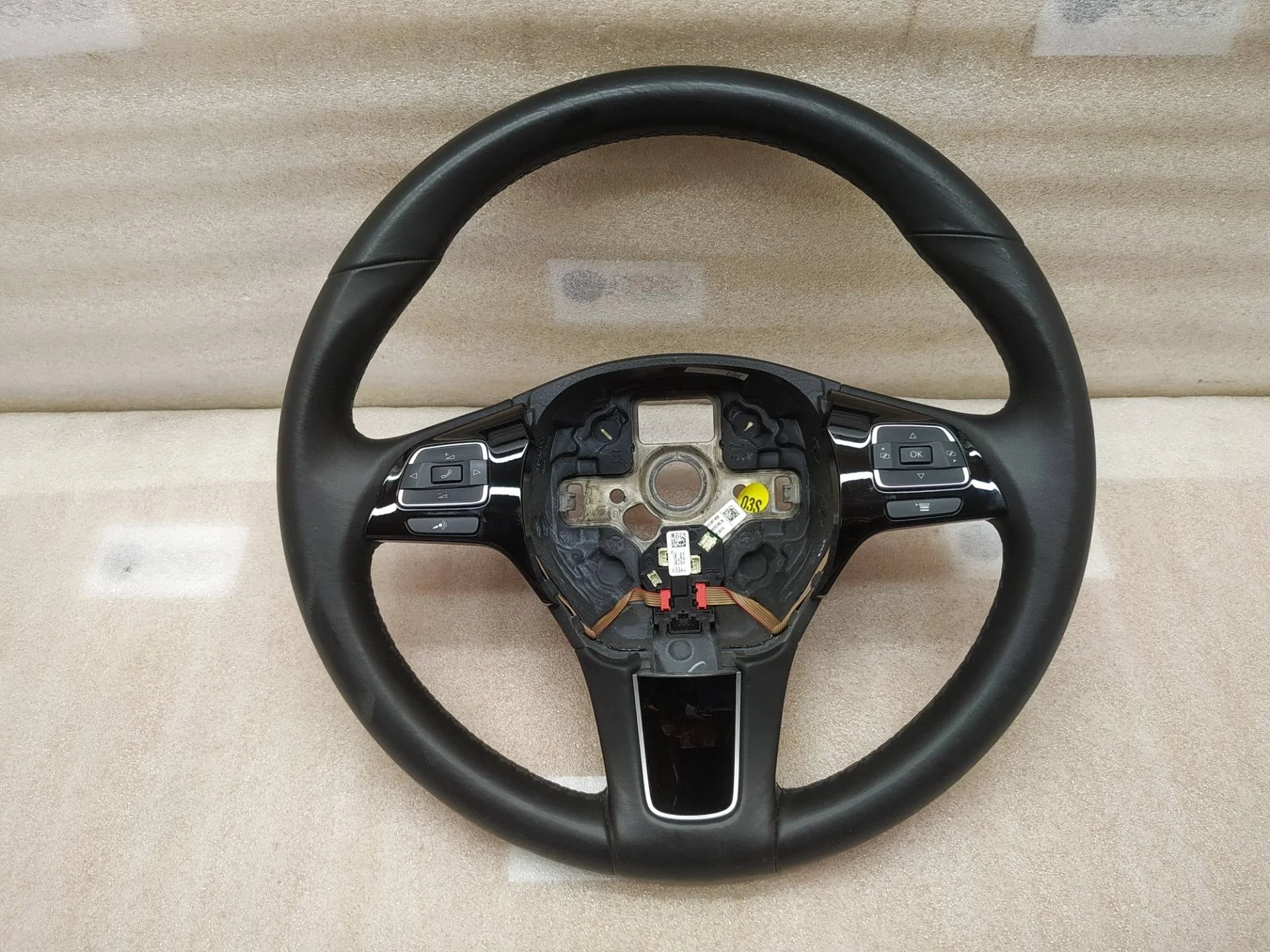 руль Volkswagen Touareg 7P6 2011