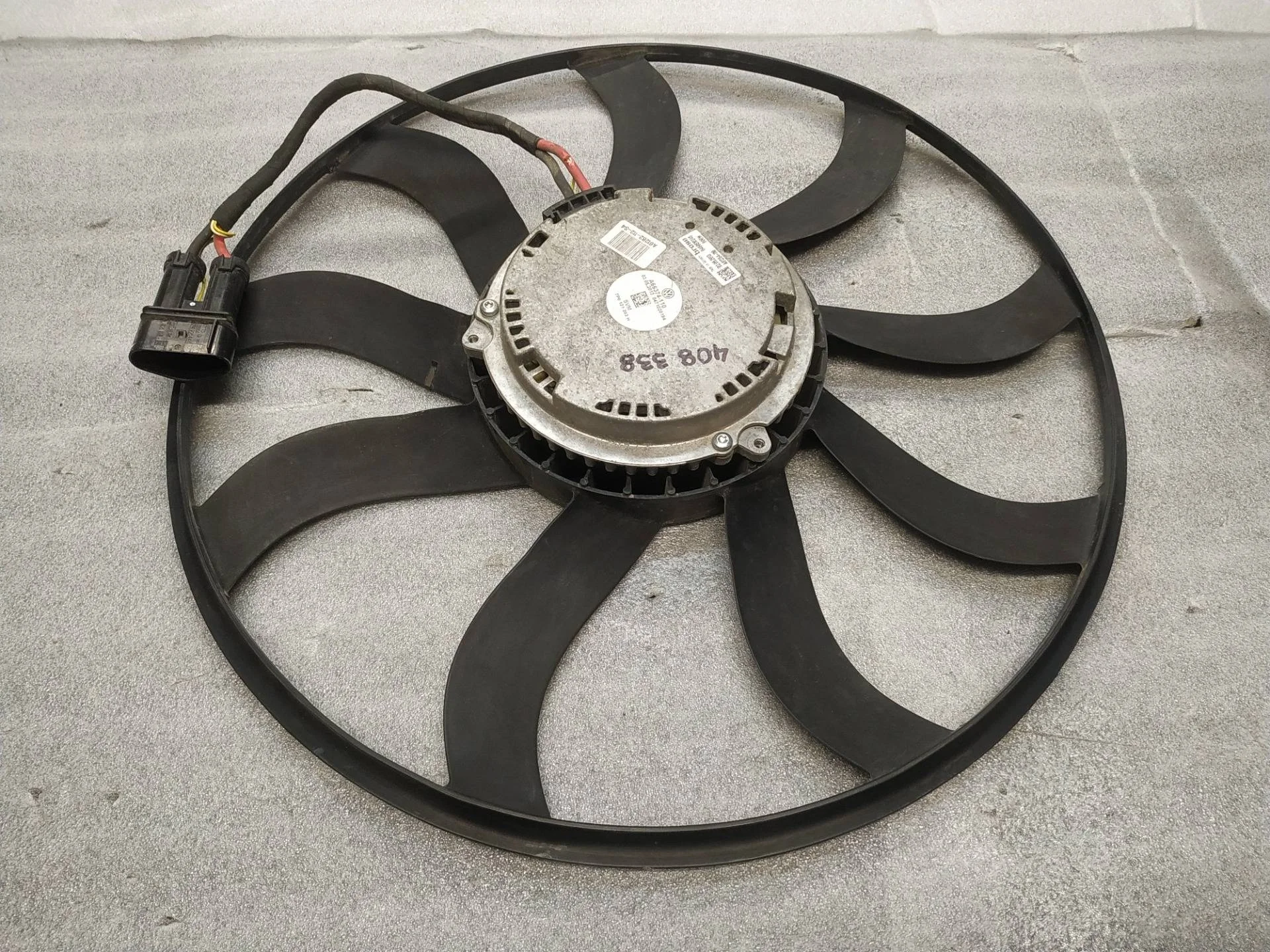 Вентиляторы радиатора Volkswagen Touareg 2 7P6 2013