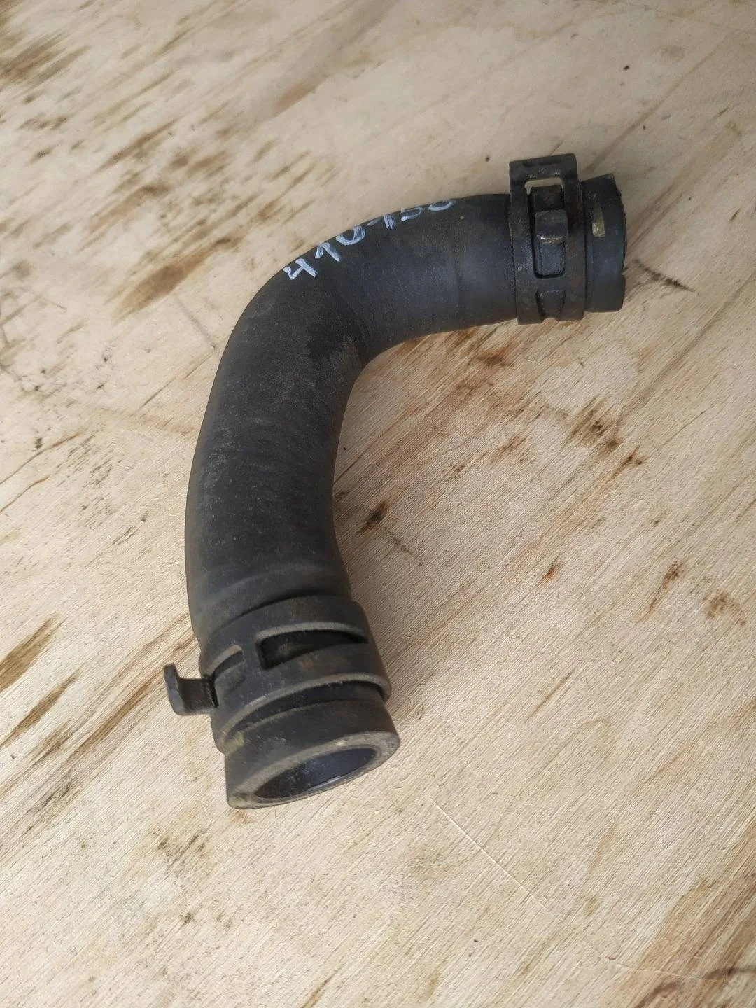 патрубок (трубопровод, шланг) Volkswagen Touareg 2 7P6 2015