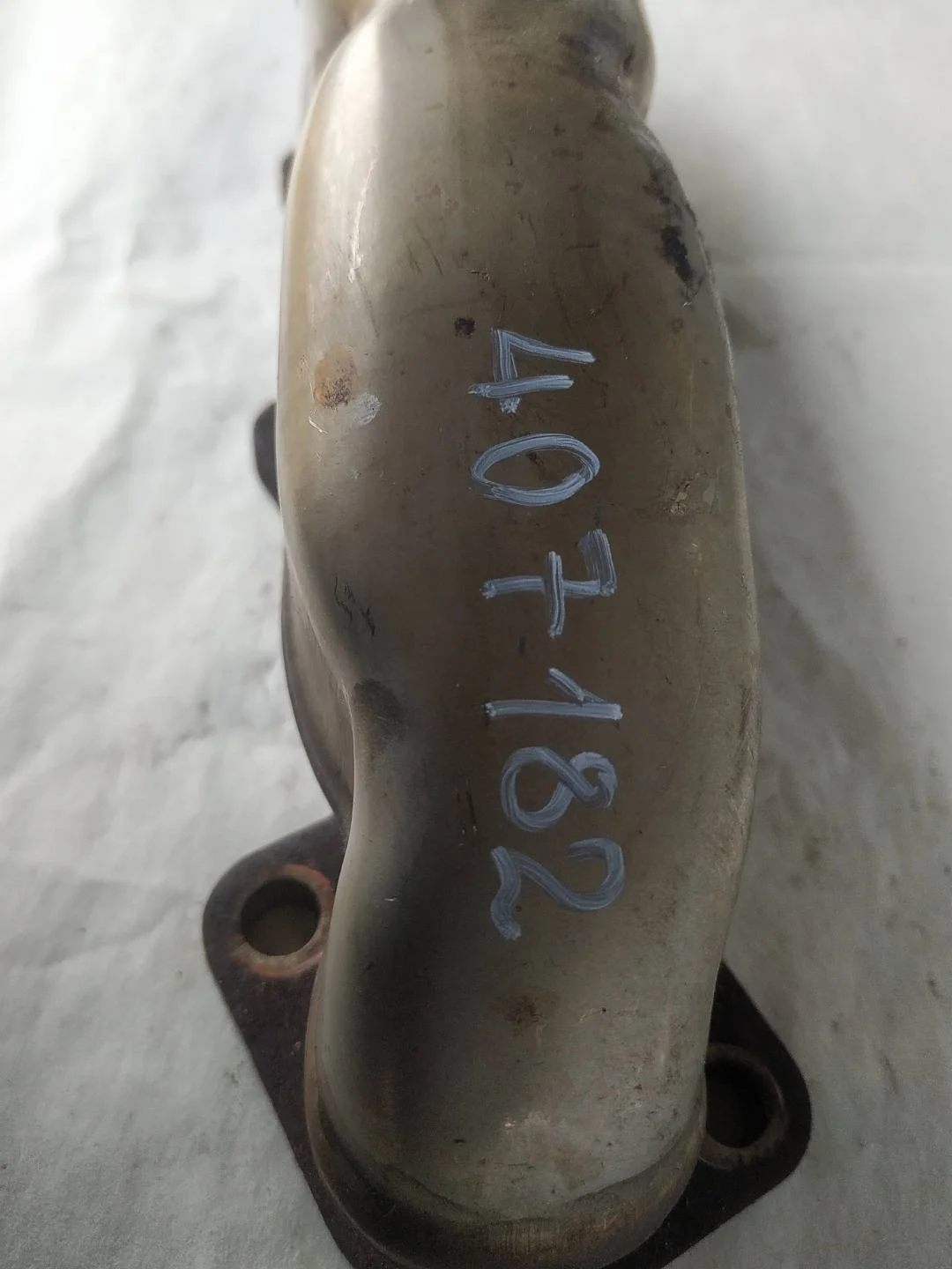 выпускной коллектор Volkswagen Touareg 2 7P6 2012