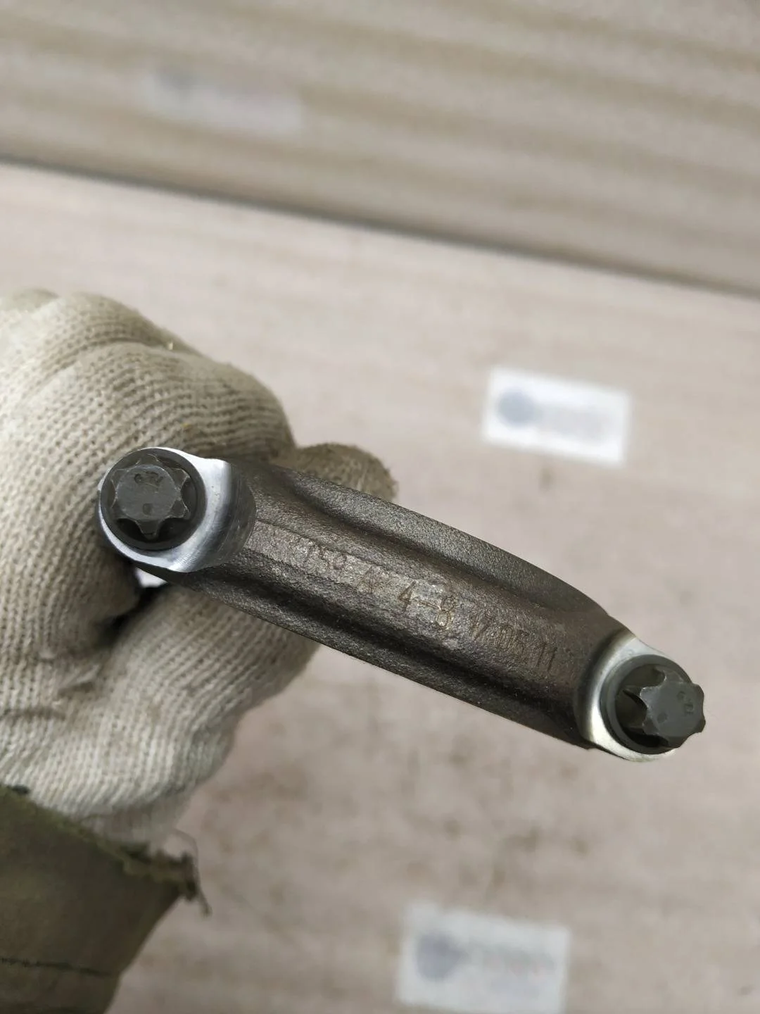 поршень Volkswagen Touareg 2 7P6 2012