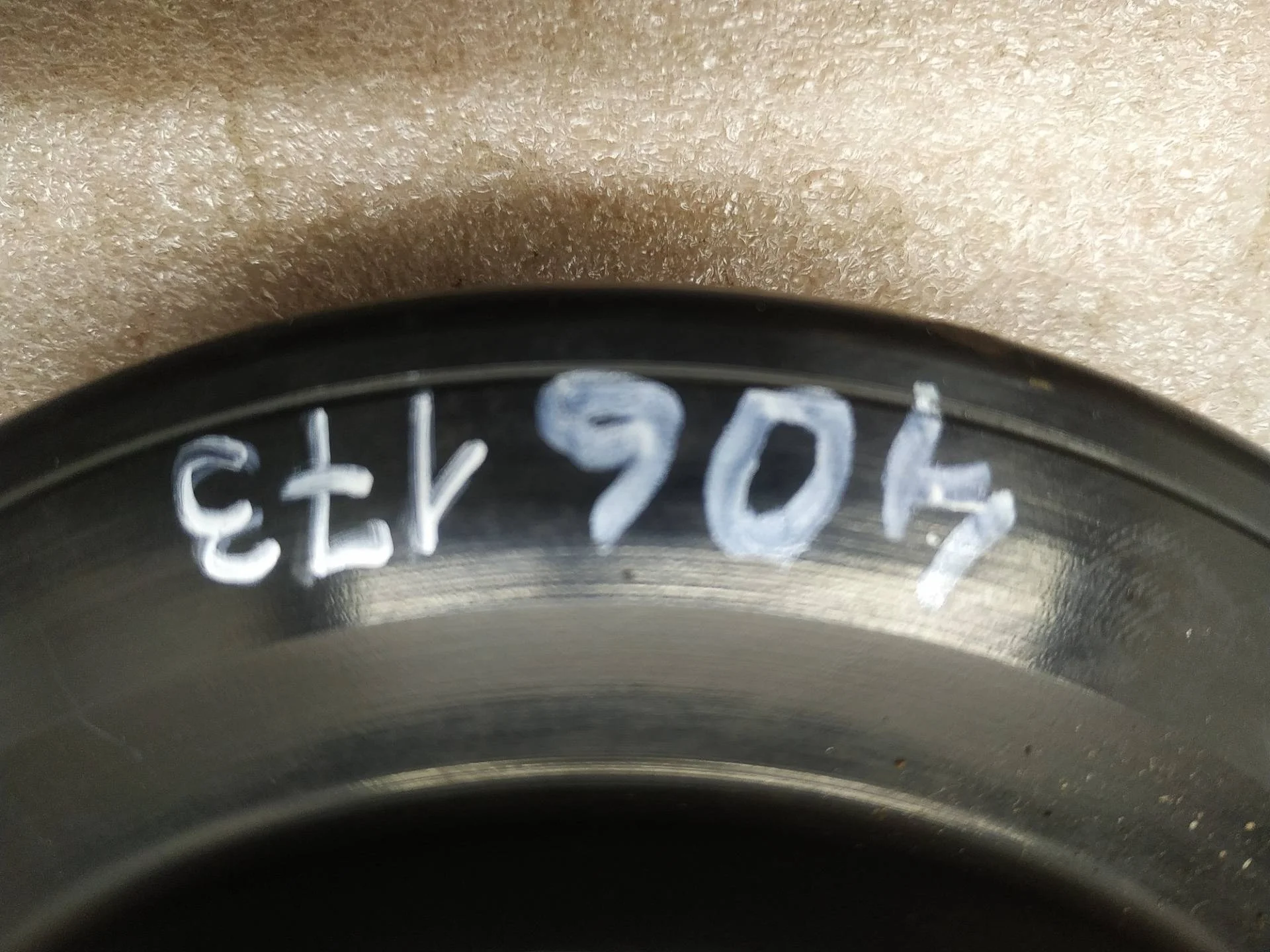 шкив коленвала Volkswagen Touareg 2 7P6 2011