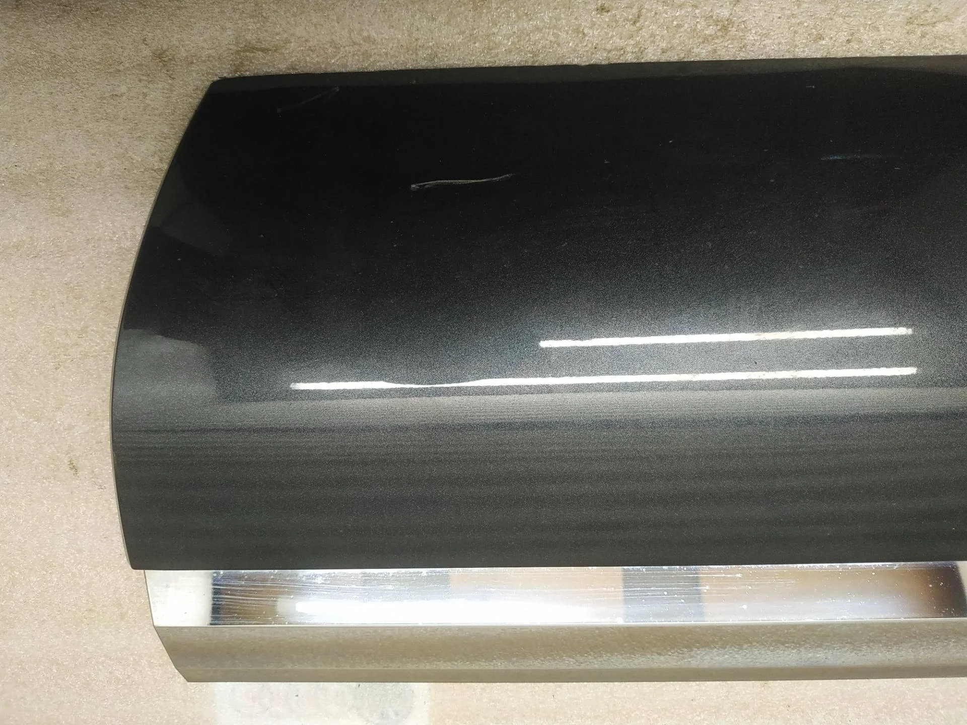 накладка двери задней правой Volkswagen Touareg 2 7P6 2013