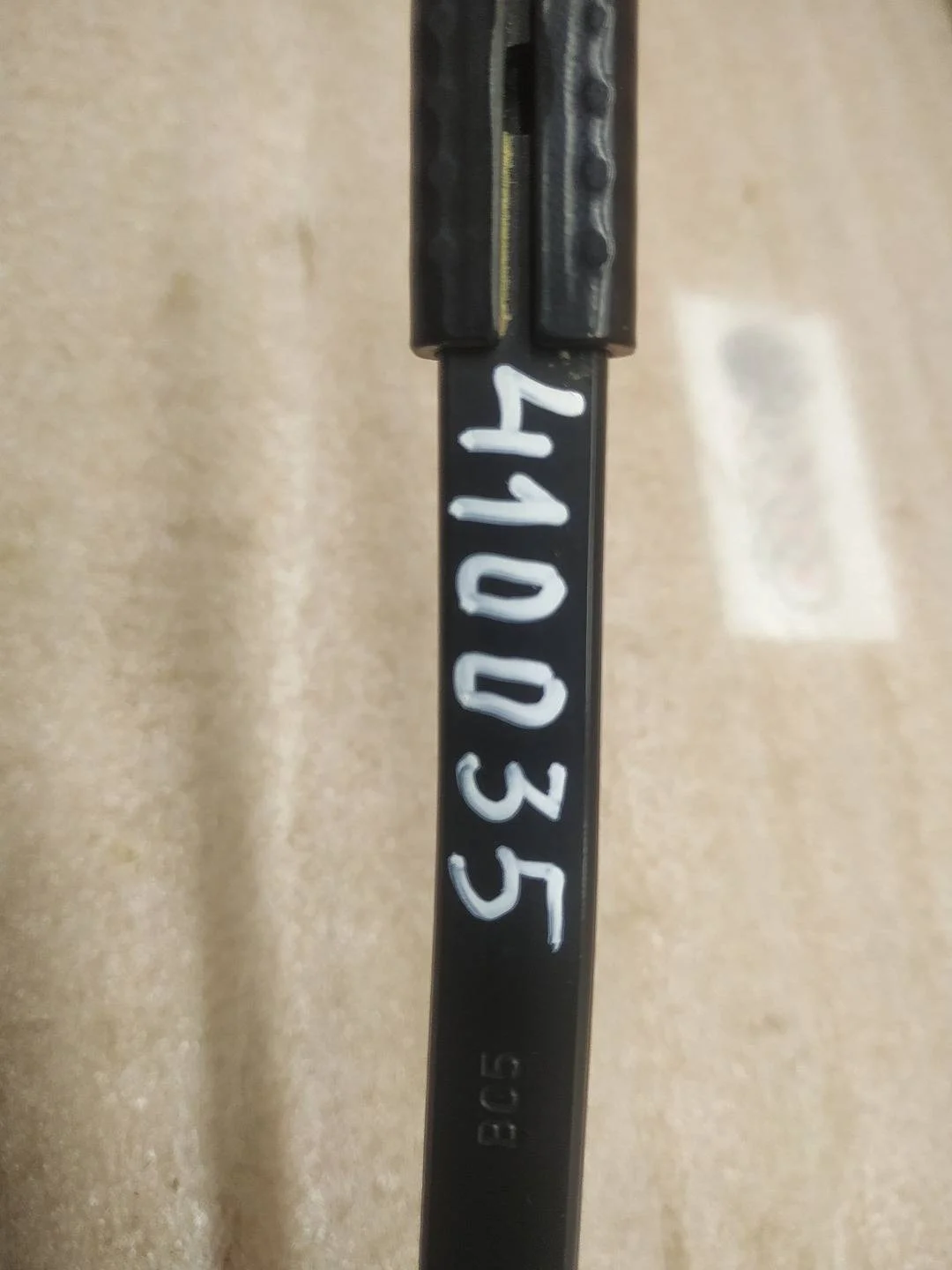 поводок стеклоочистителя правый Volkswagen Touareg 2 7P6 2015