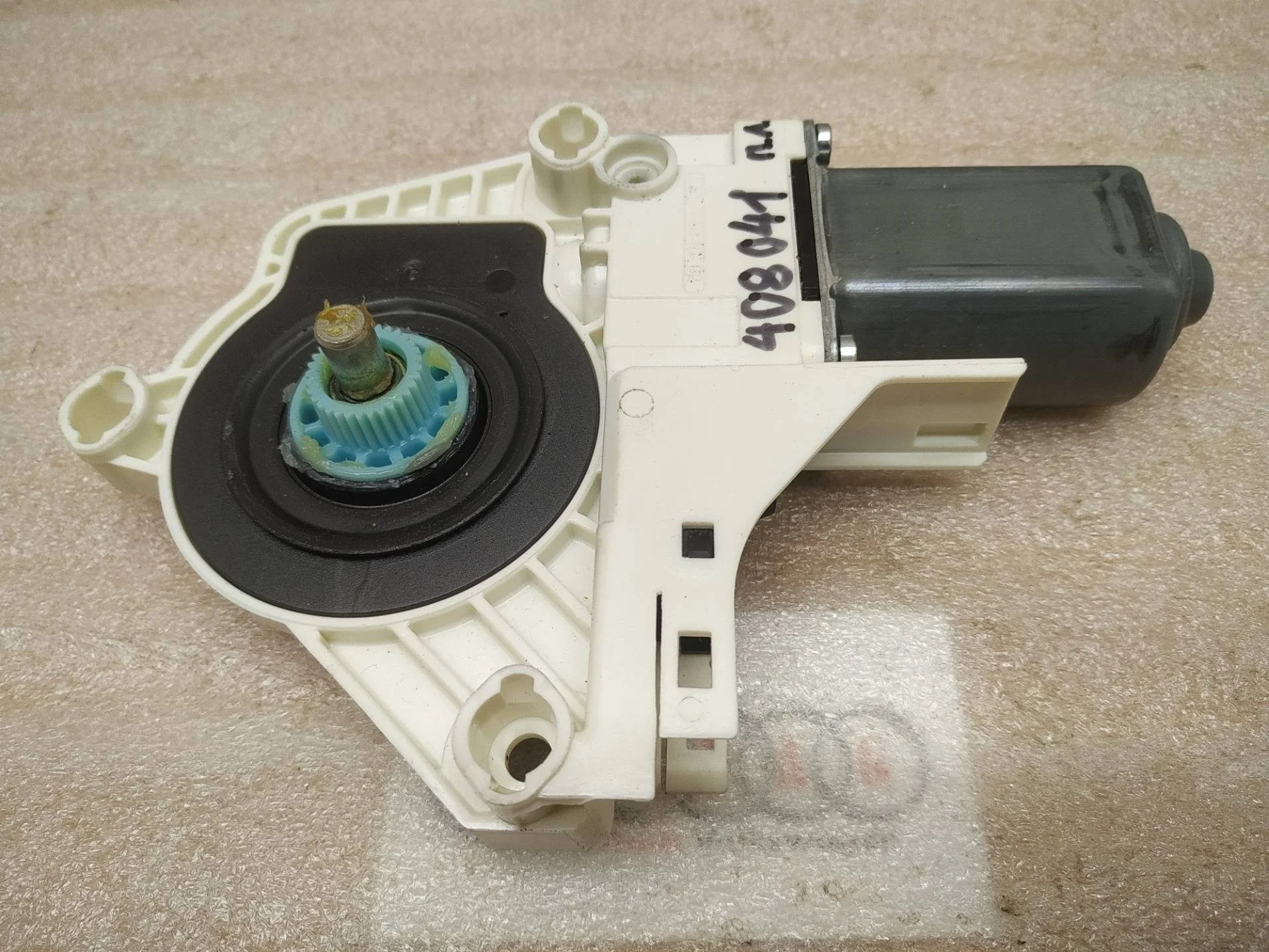 Моторчик стеклоподъемника двери Volkswagen Touareg 2 7P6 2013