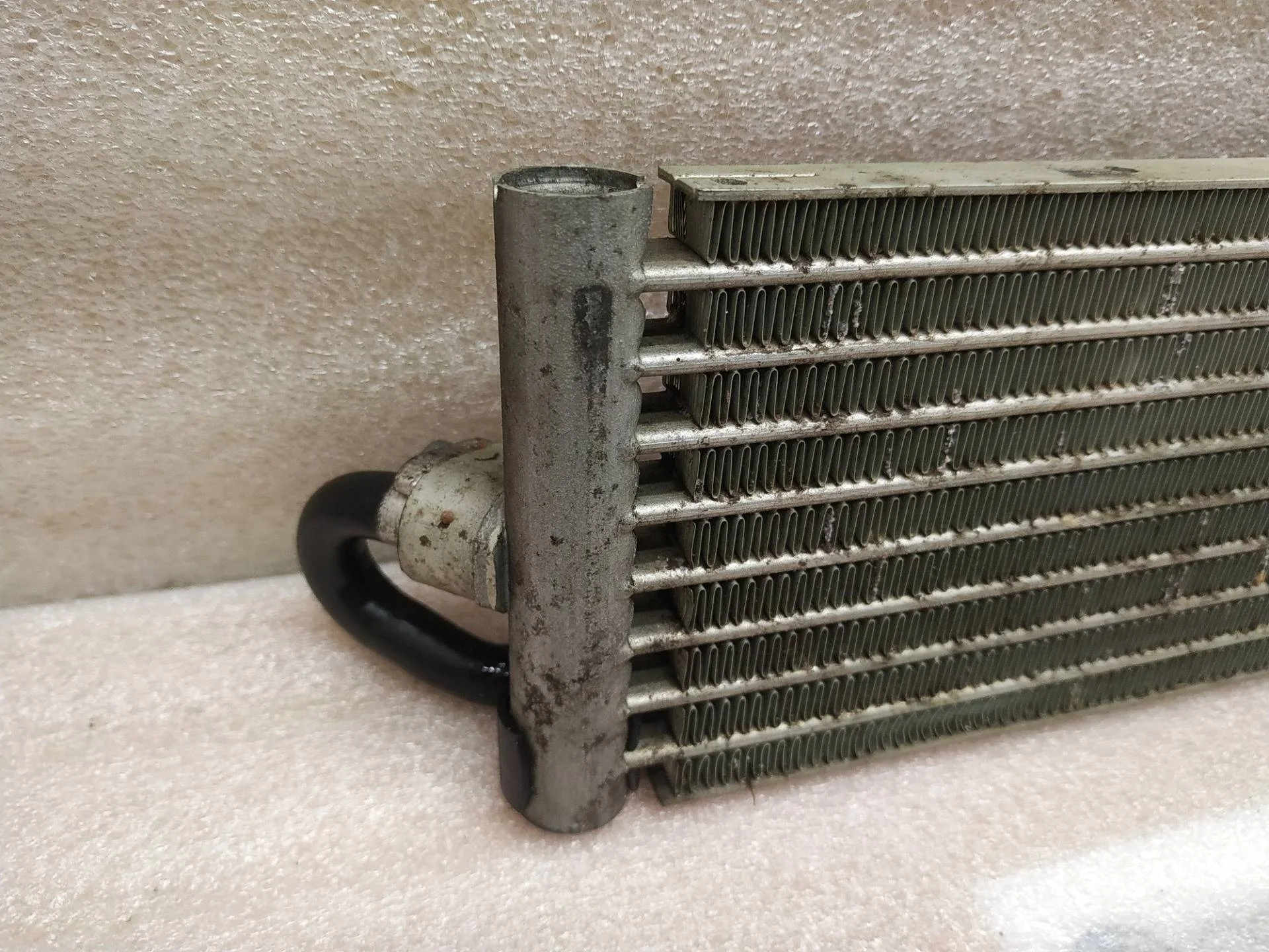 радиатор АКПП Volkswagen Touareg 2 7P6 2011