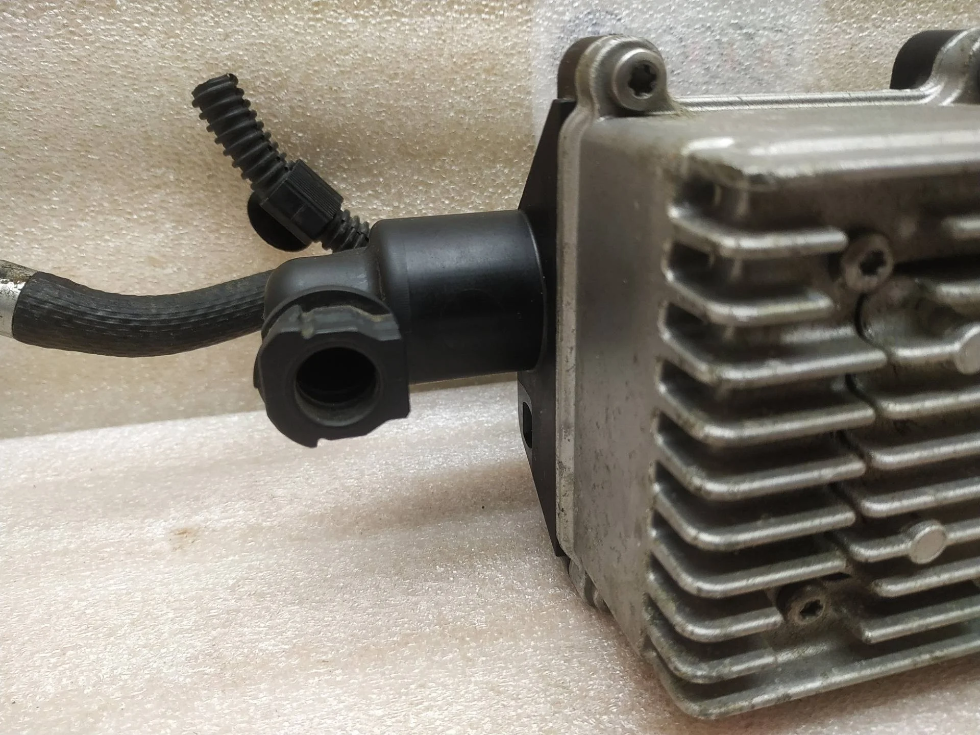 блок управления Volkswagen Touareg 2 7P6 2011