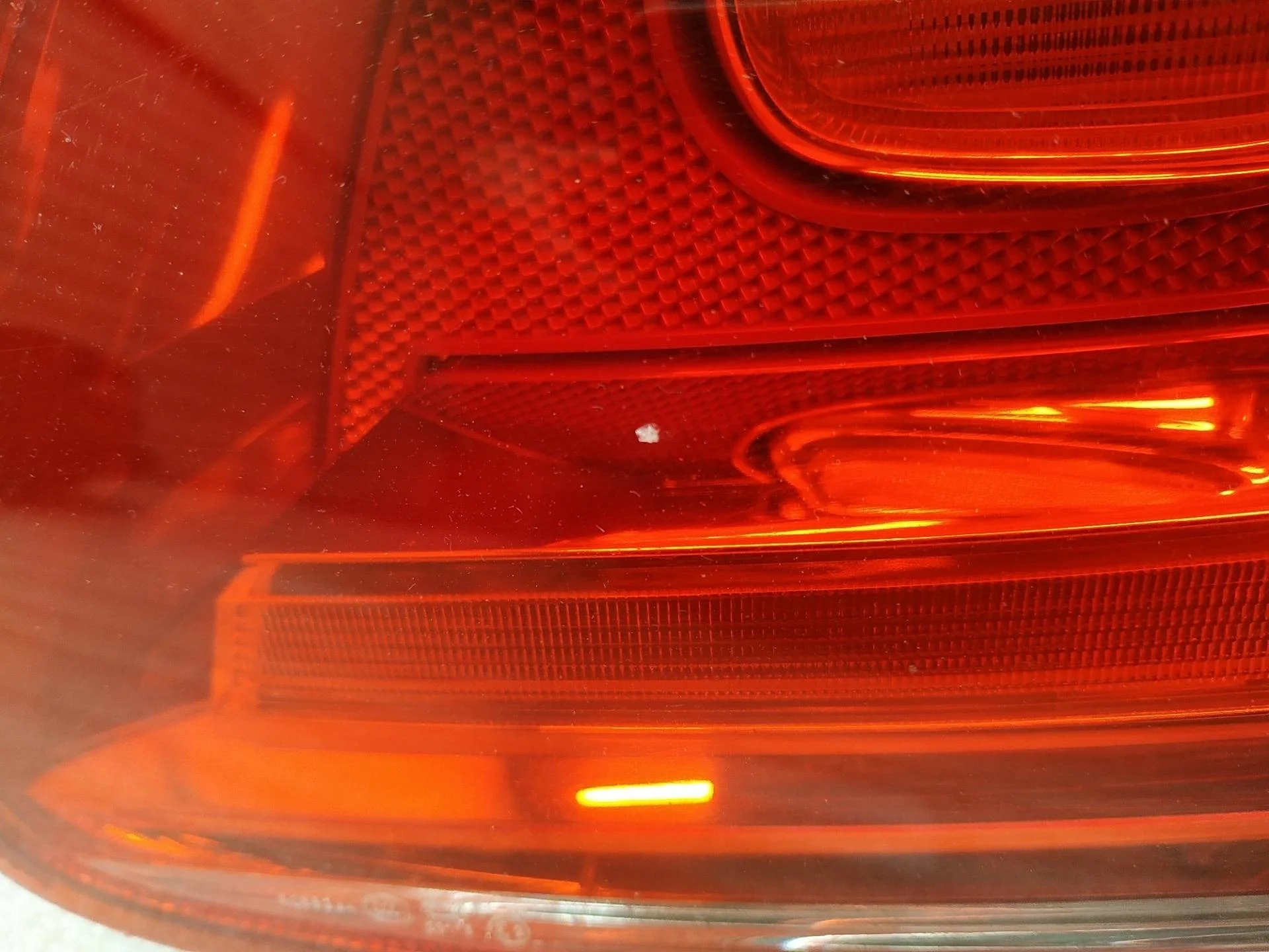 фонарь задний правый Volkswagen Touareg 2 7P6 2011