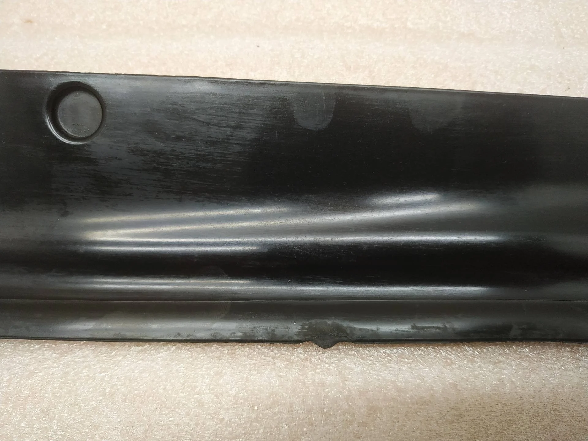 пыльник крыла переднего левого Volkswagen Touareg 2 7P6 2011