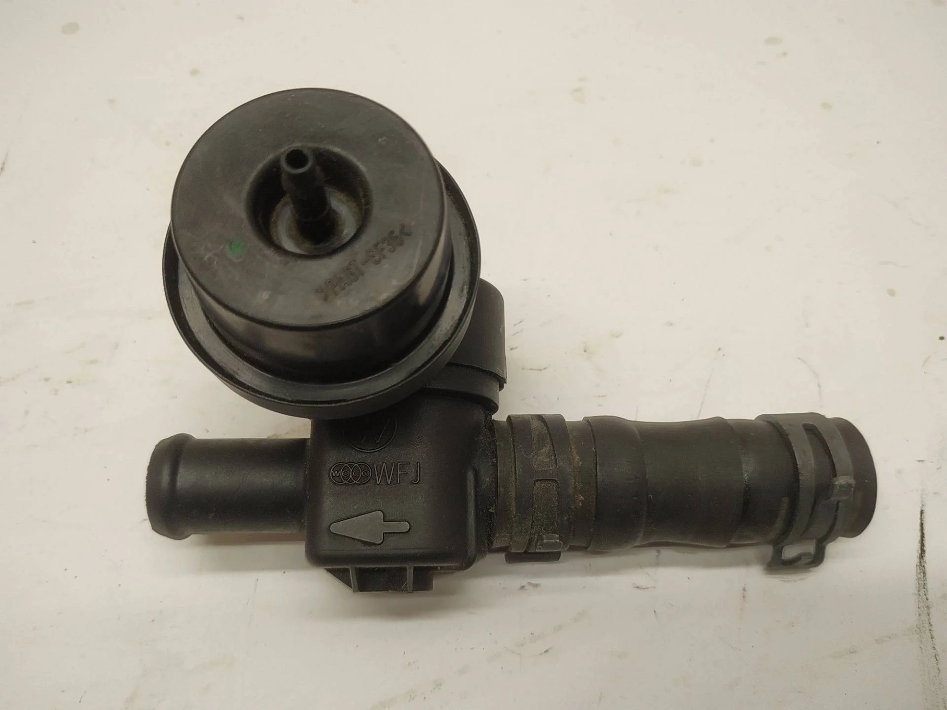 кран отопителя (печки) Volkswagen Touareg 2 7P6 2011