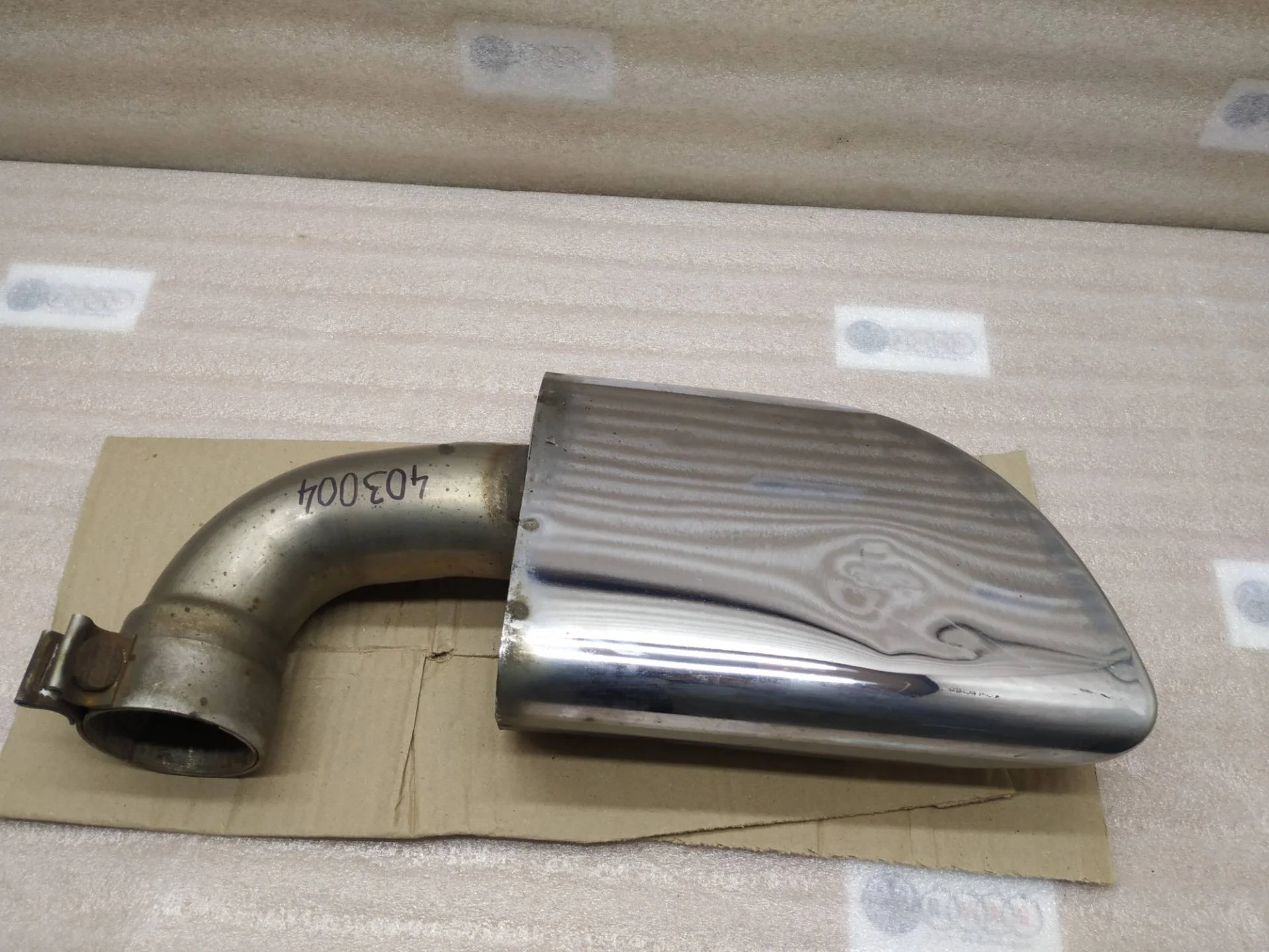 насадка на глушитель Volkswagen Touareg 2 7P6 2011