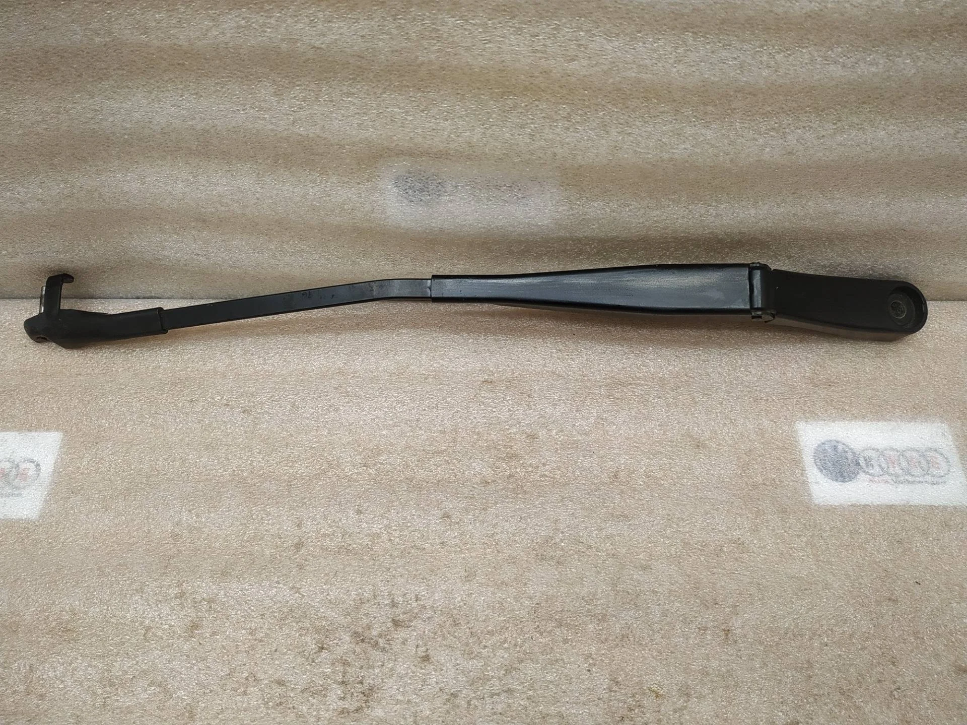 поводок стеклоочистителя левый Volkswagen Touareg 2 7P6 2012