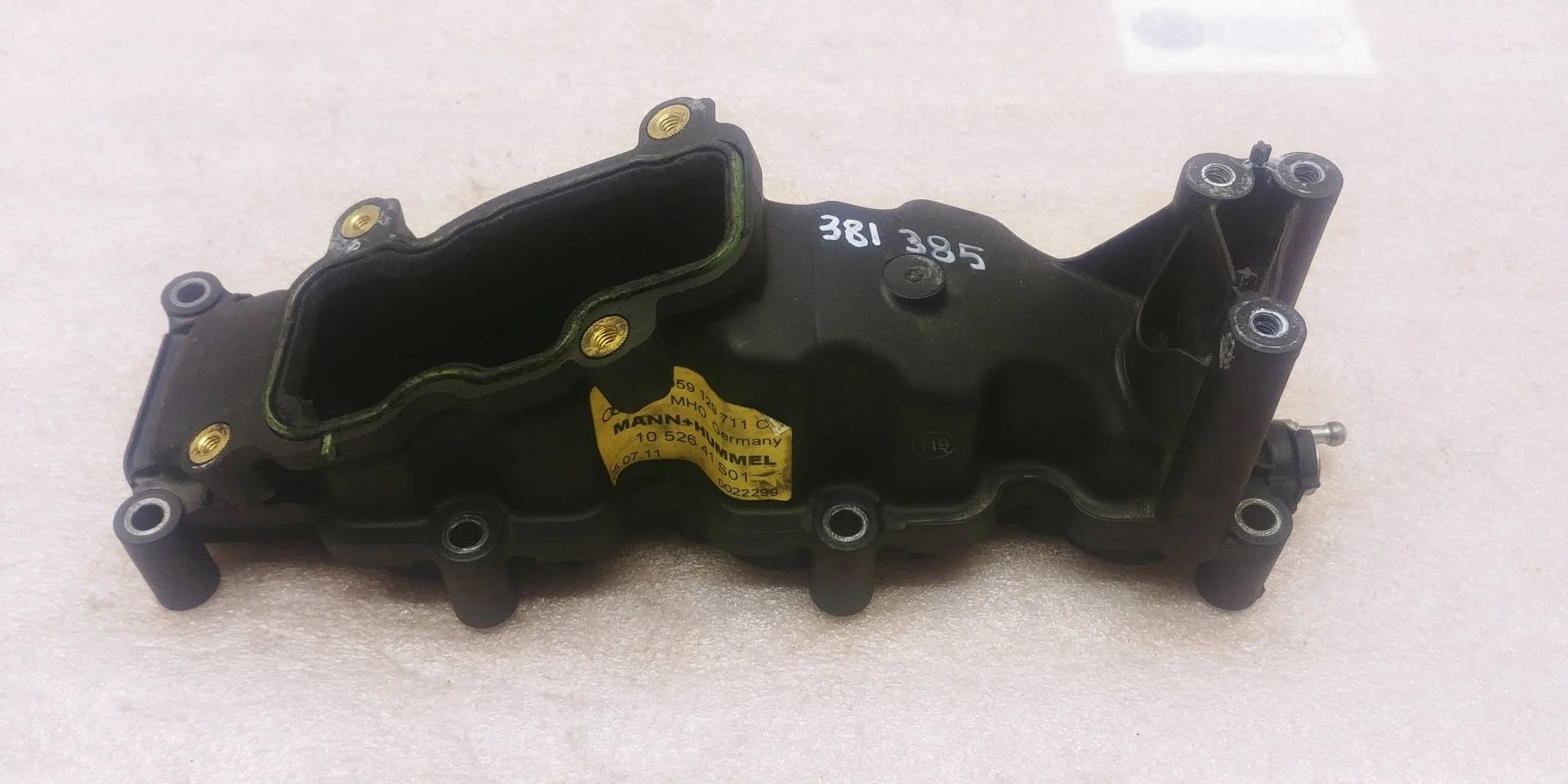 впускной коллектор левый Volkswagen Touareg 2 7P6 2012