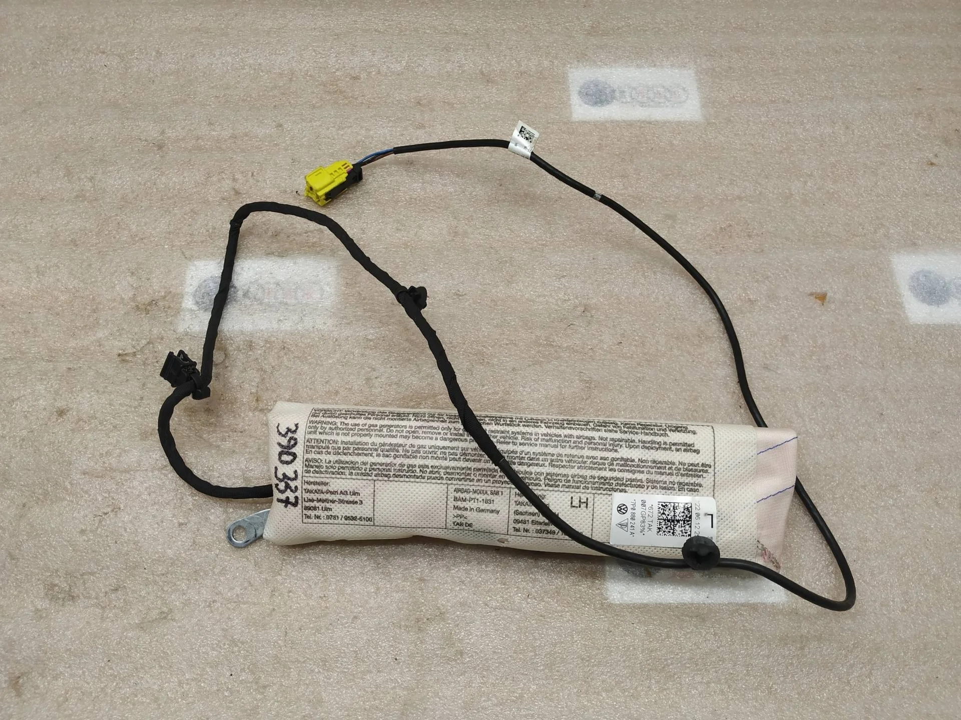 подушка безопасности (Airbag) Volkswagen Touareg 2 7P6 2013