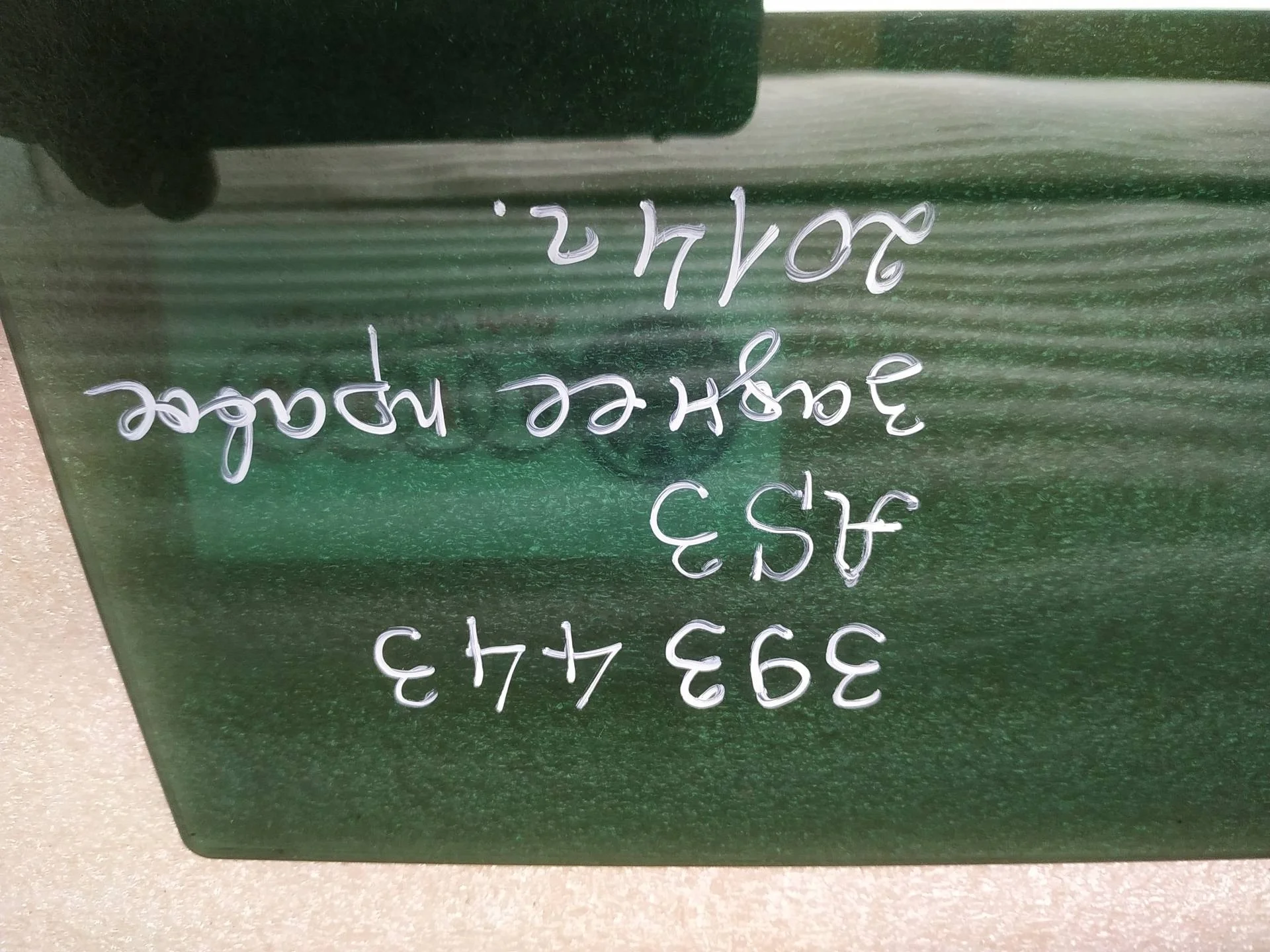 стекло двери задней правой Volkswagen Touareg 2 7P6 2015