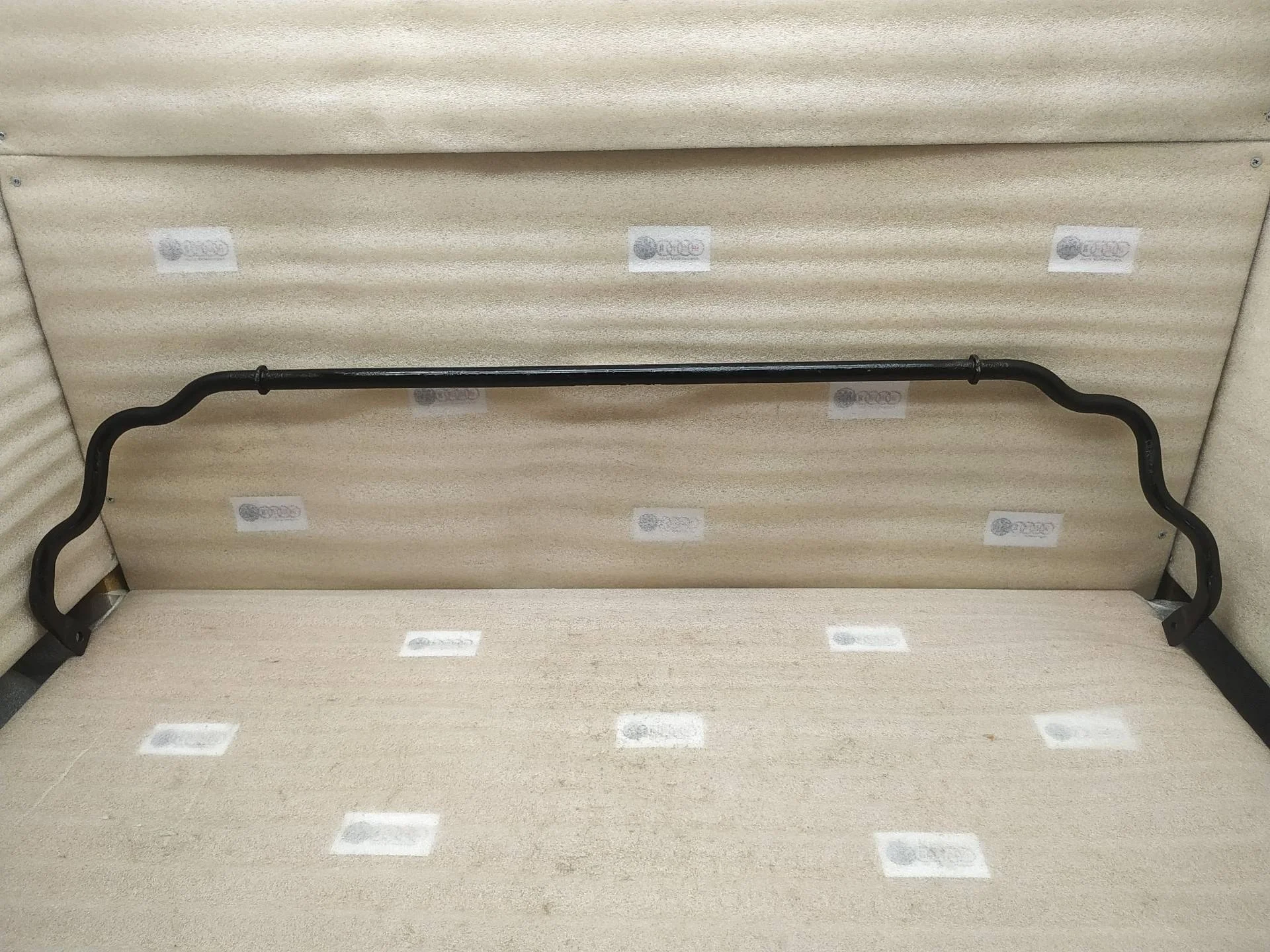 стабилизатор задний Volkswagen Touareg 2 7P6 2012