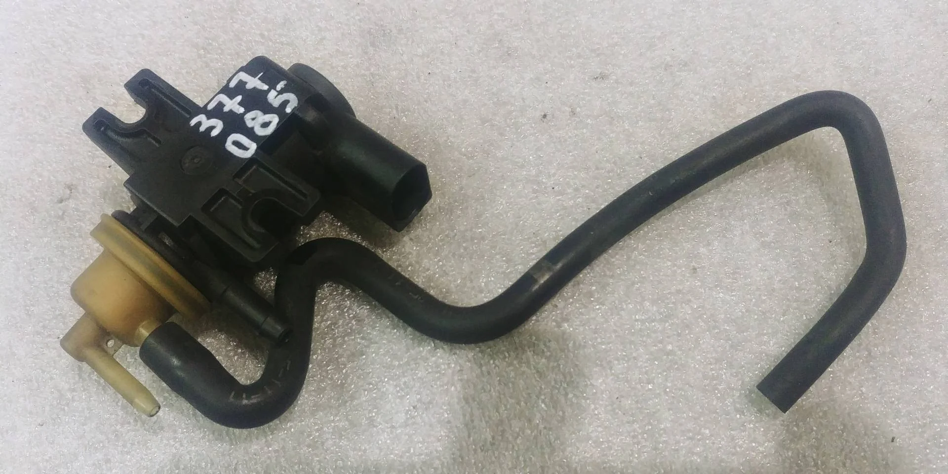 электромагнитный клапан Volkswagen Tiguan  2011