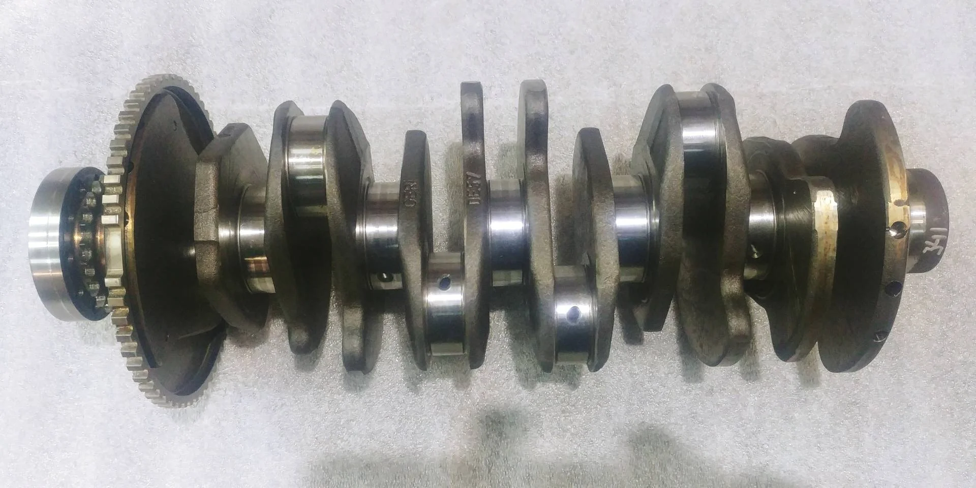 коленвал Volkswagen Touareg 2 7P6 2011