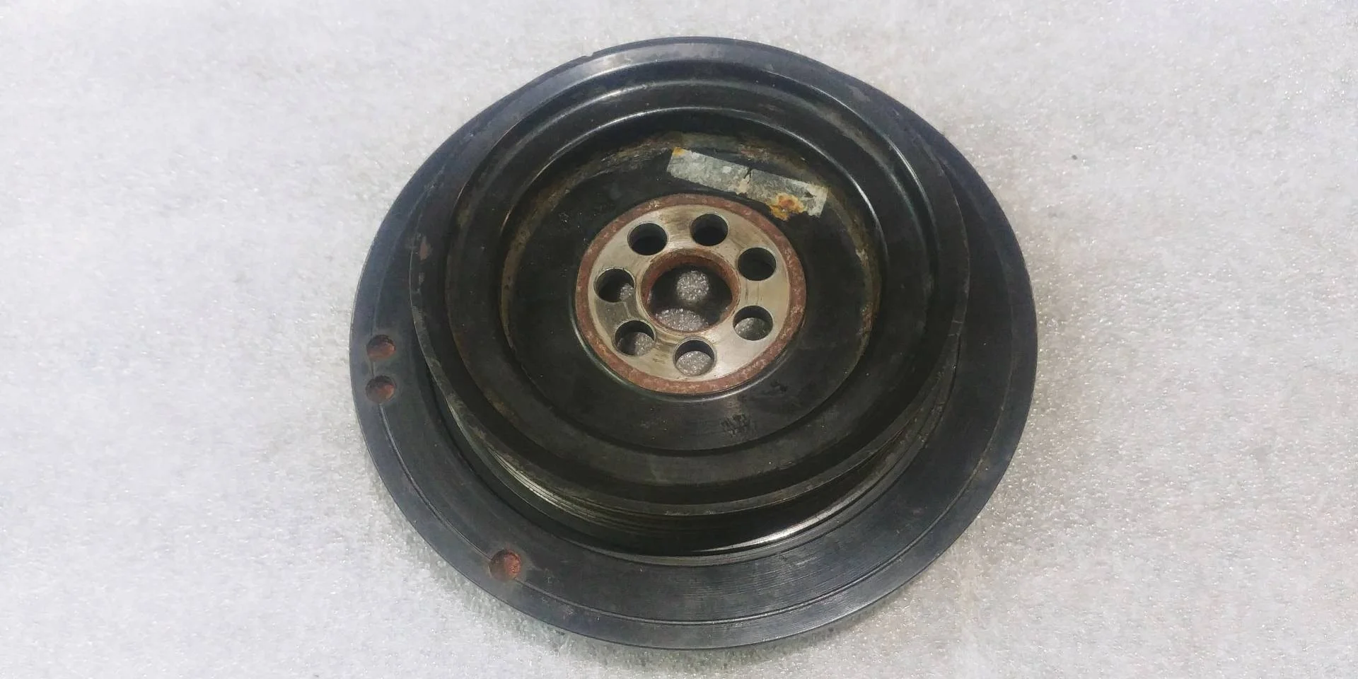 шкив коленвала Volkswagen Touareg 2 7P6 2011