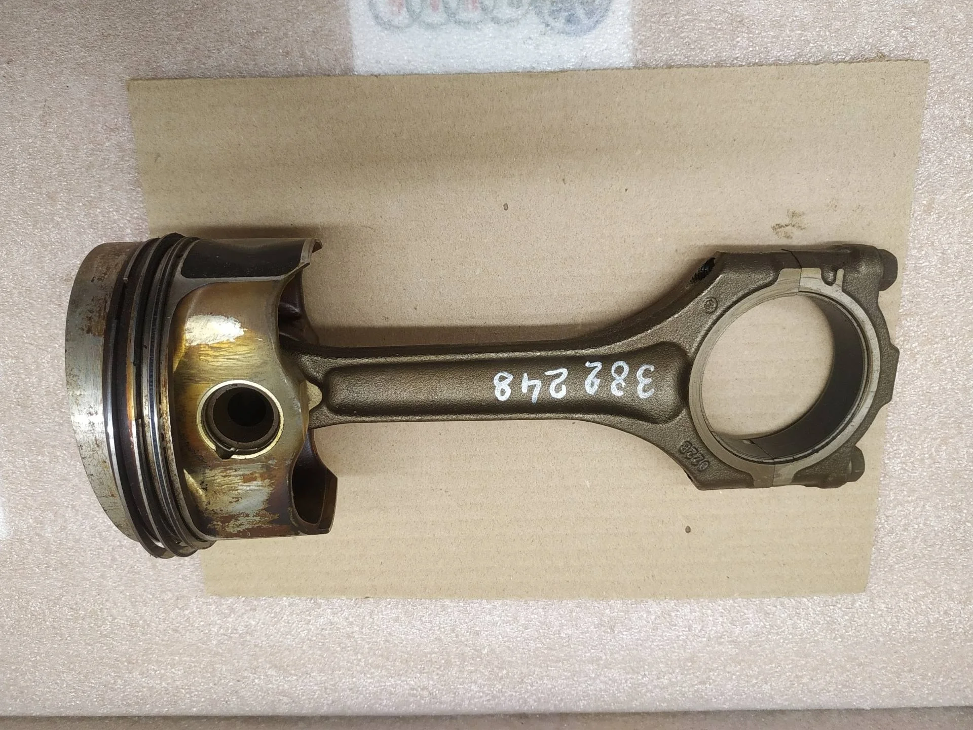 поршень Volkswagen Touareg 2 7P6 2011