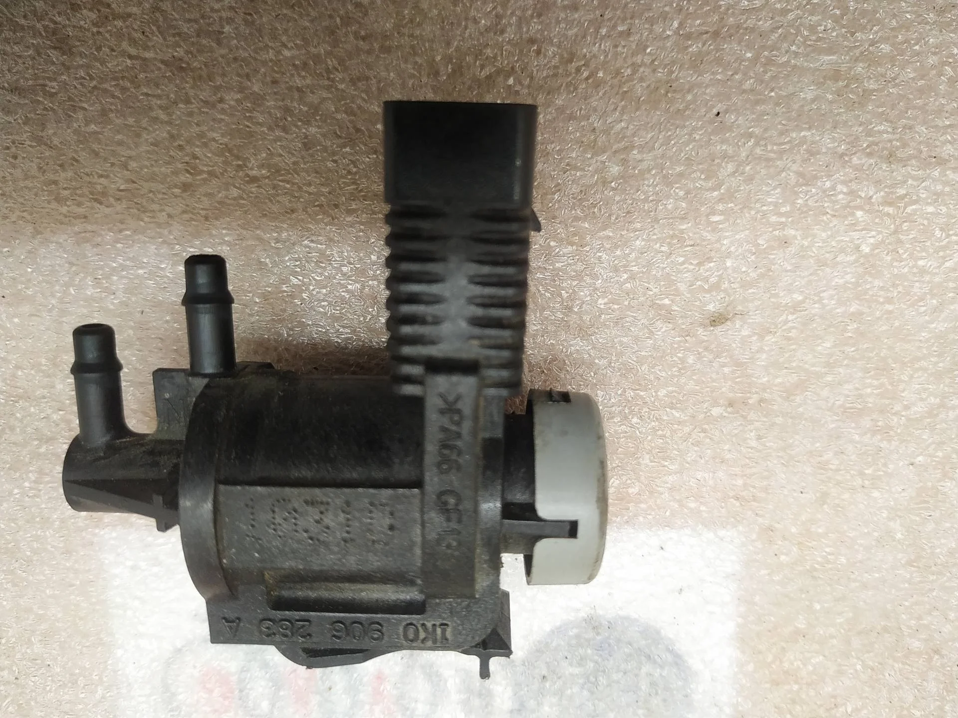 электромагнитный клапан Volkswagen Touareg 2 7P6 2011