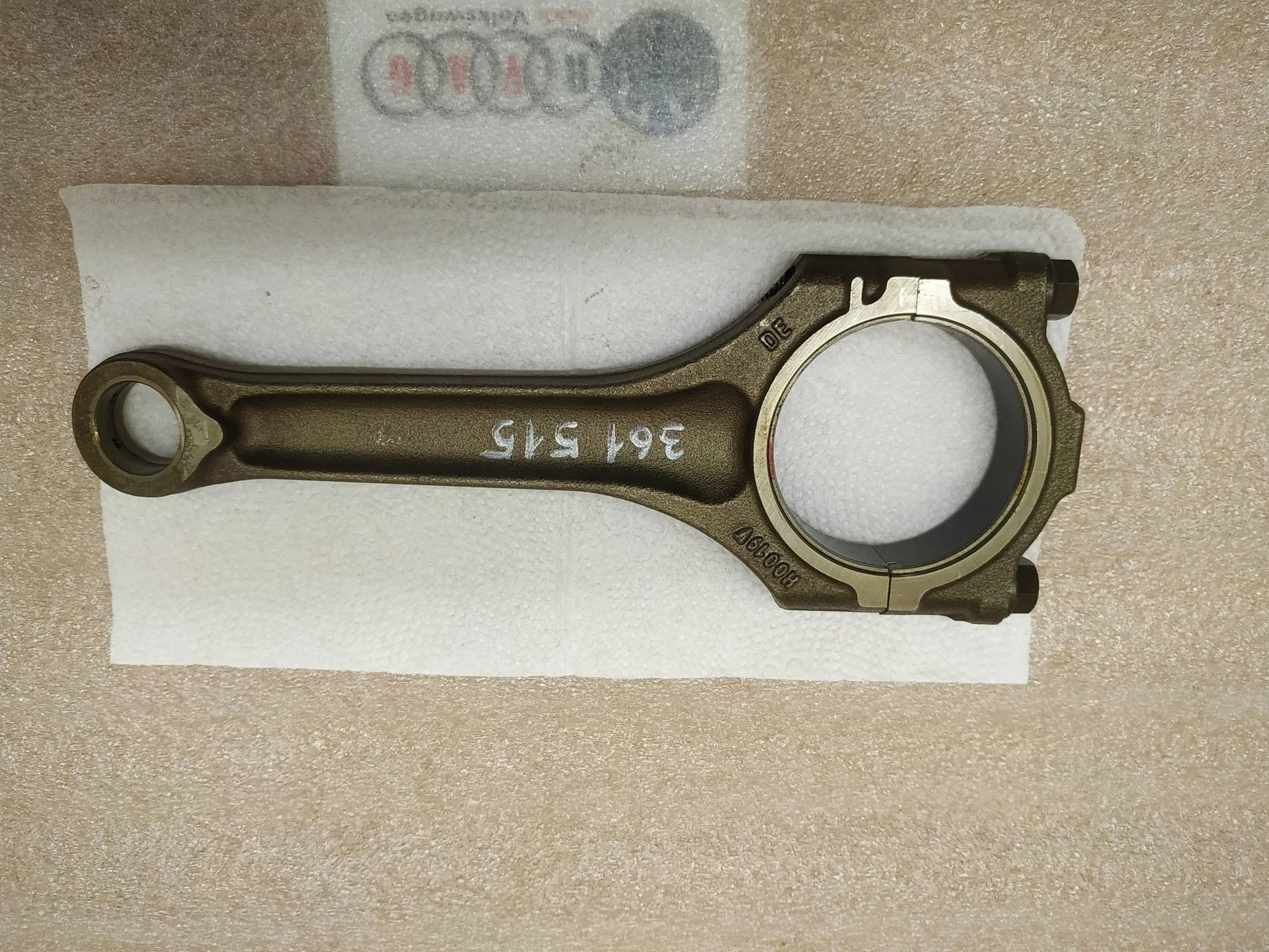 шатун Volkswagen Touareg 2 7P6 2012