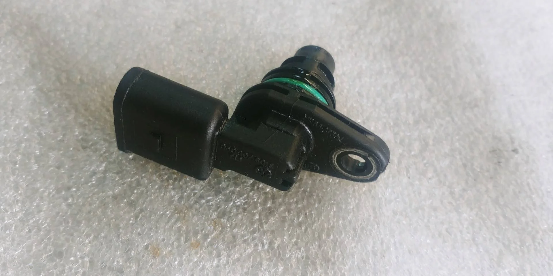 датчик распредвала Volkswagen Touareg 2 7P6 2014