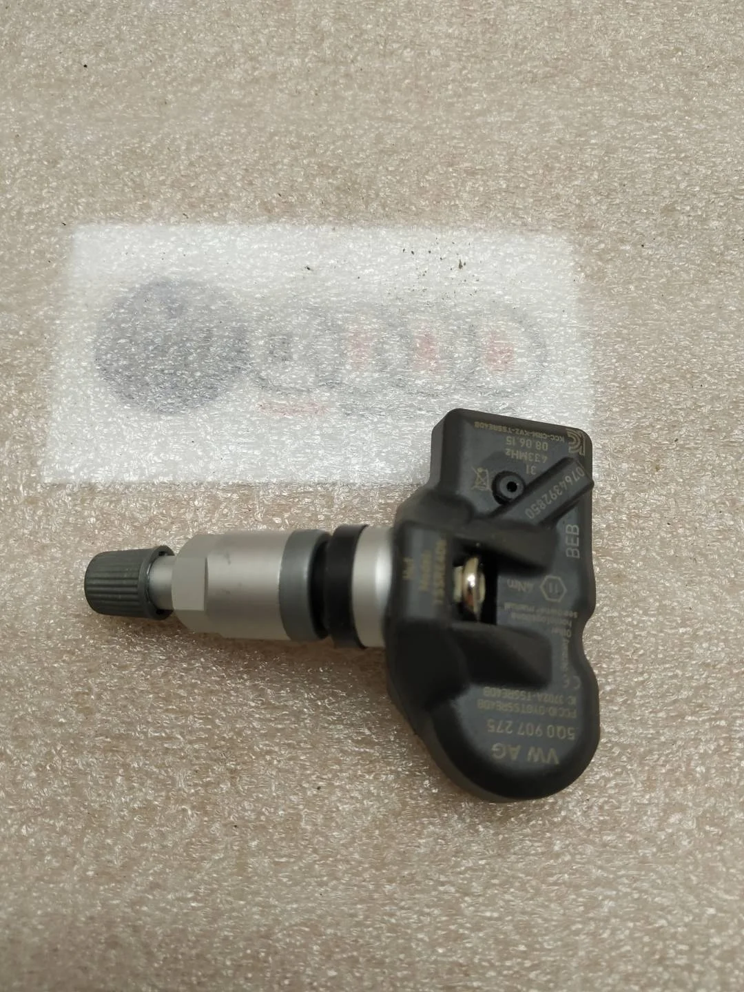 датчик давления в шине Volkswagen Touareg 2 7P6 2016