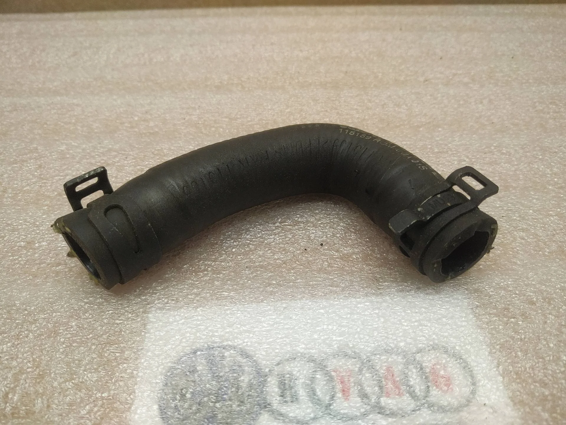 патрубок (трубопровод, шланг) Volkswagen Touareg 2 7P6 2011