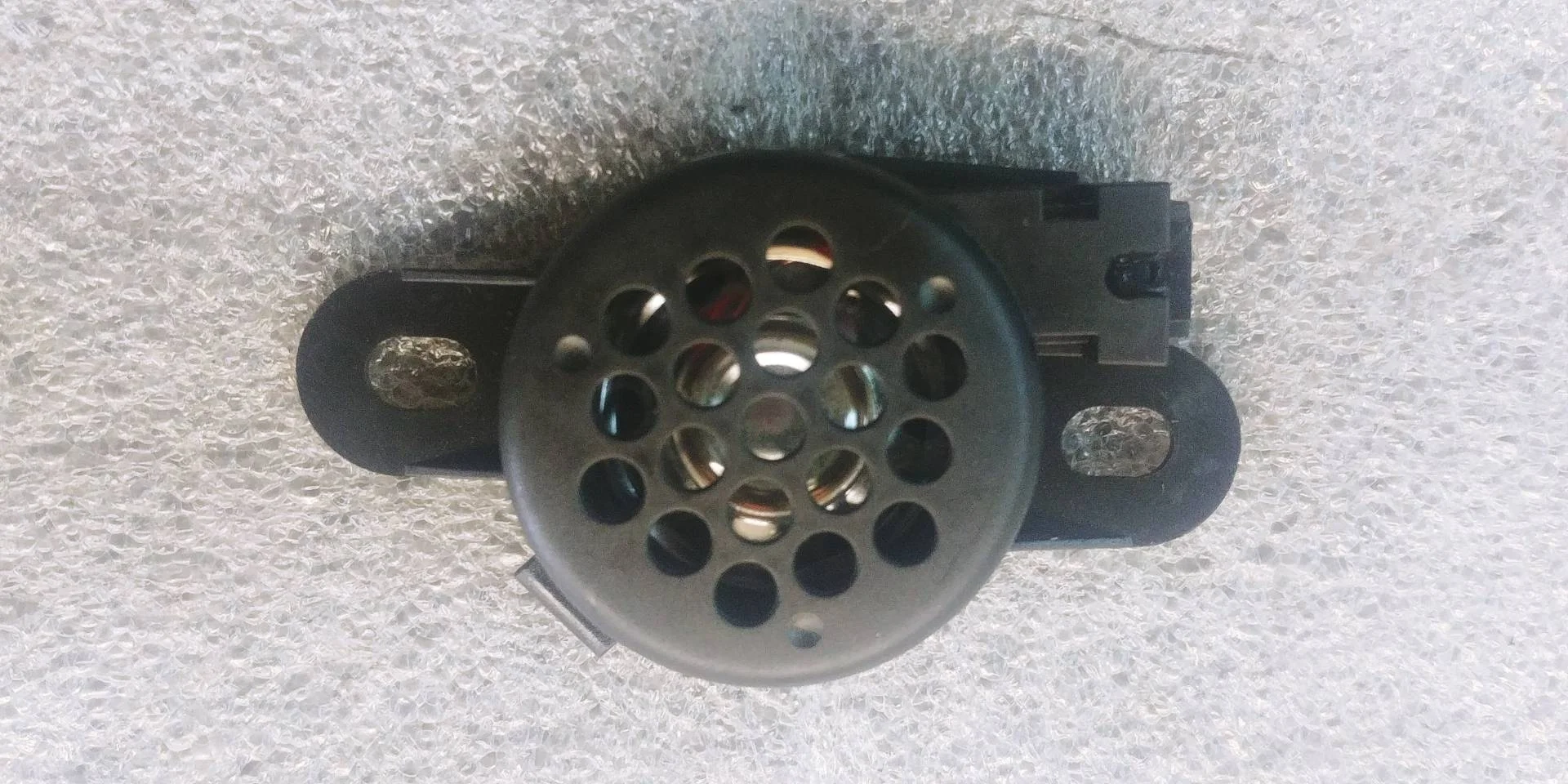 динамик высокочастотный (пищалка) двери Volkswagen Touareg 2 7P6