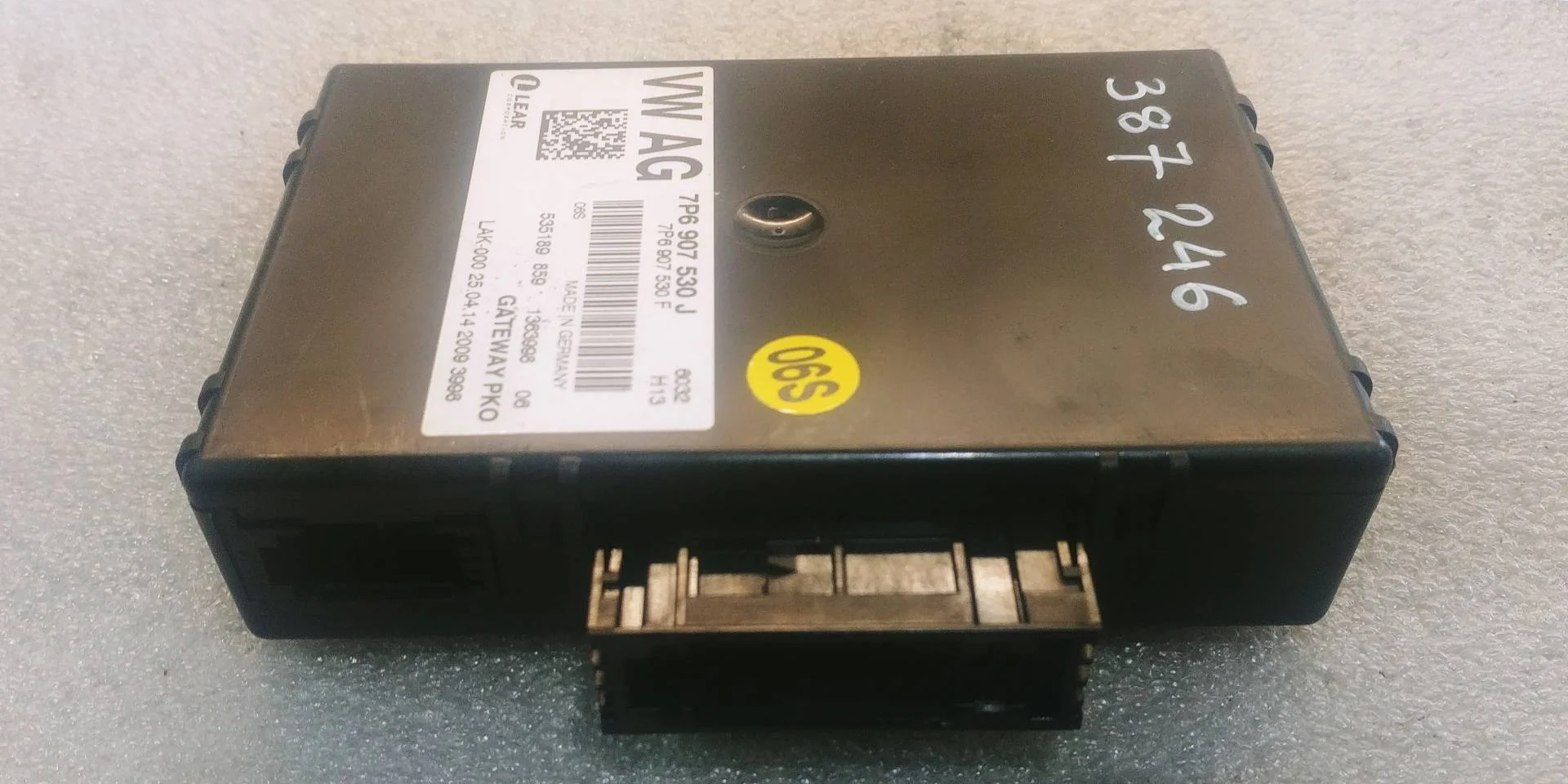 блок управления мультимедия Volkswagen Touareg 2 7P6